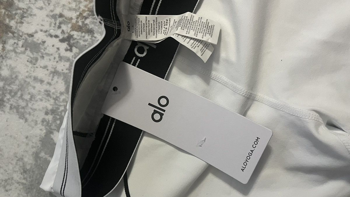 Alo FULL ALO YOGA WHITE SET SIZE S | Grailed
