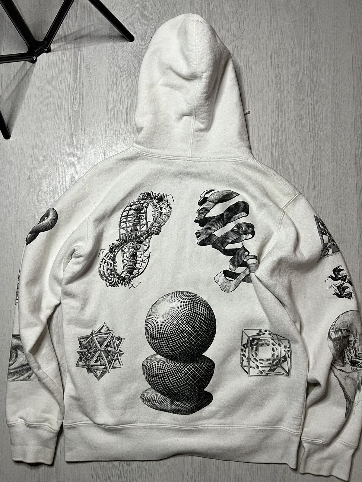 Supreme Supreme MC Escher Pullover SS17 White Size US M / EU 48-50 / 2 - 3 Thumbnail