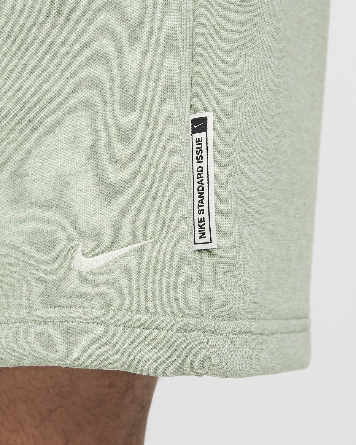 Nike Nike Standard Issue Green Basketball Dri-FIT Sweat Short Size US 32 / EU 48 - 6 Thumbnail