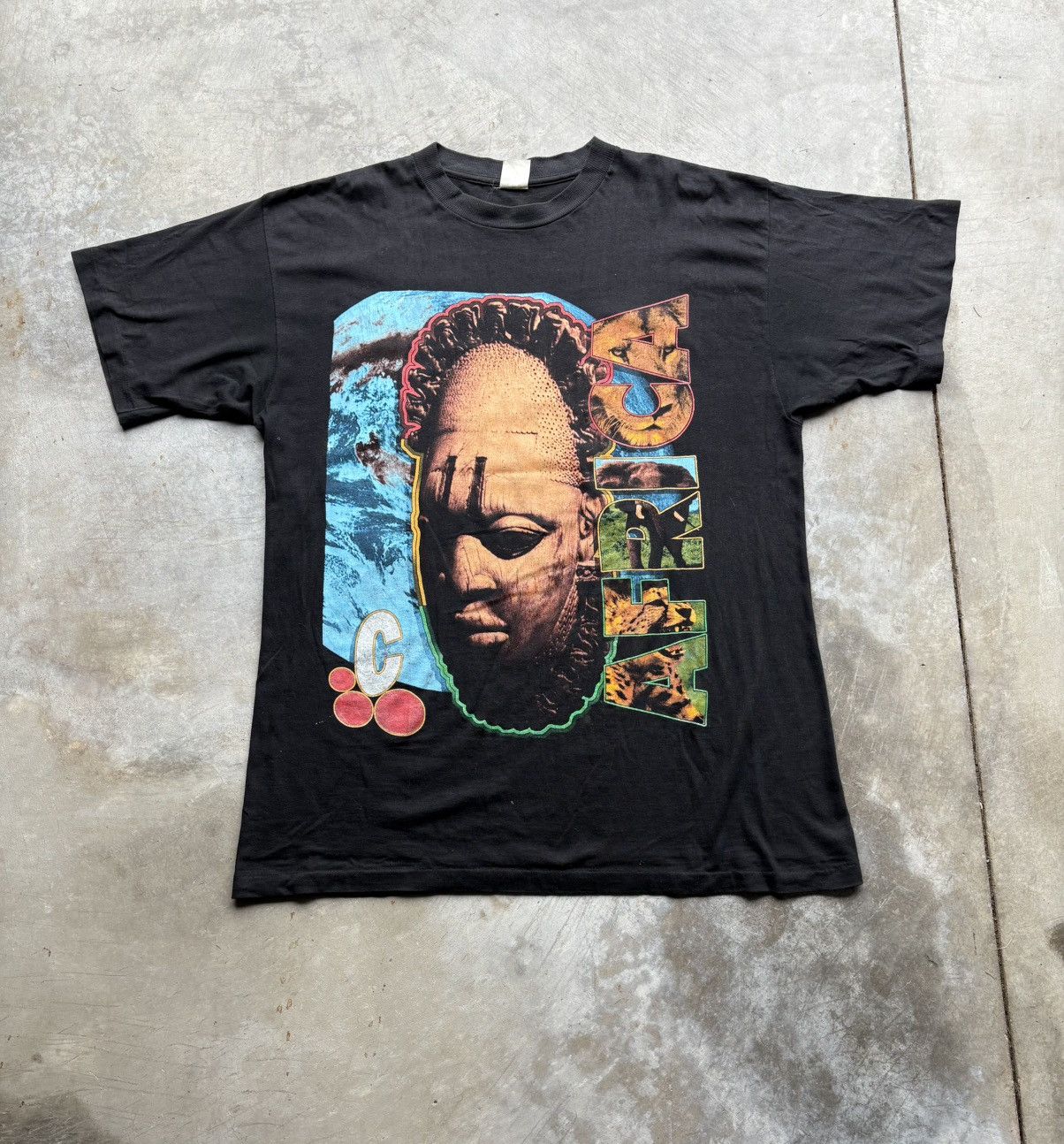 RARE Vintage Africa Animals Rap Tee Tops