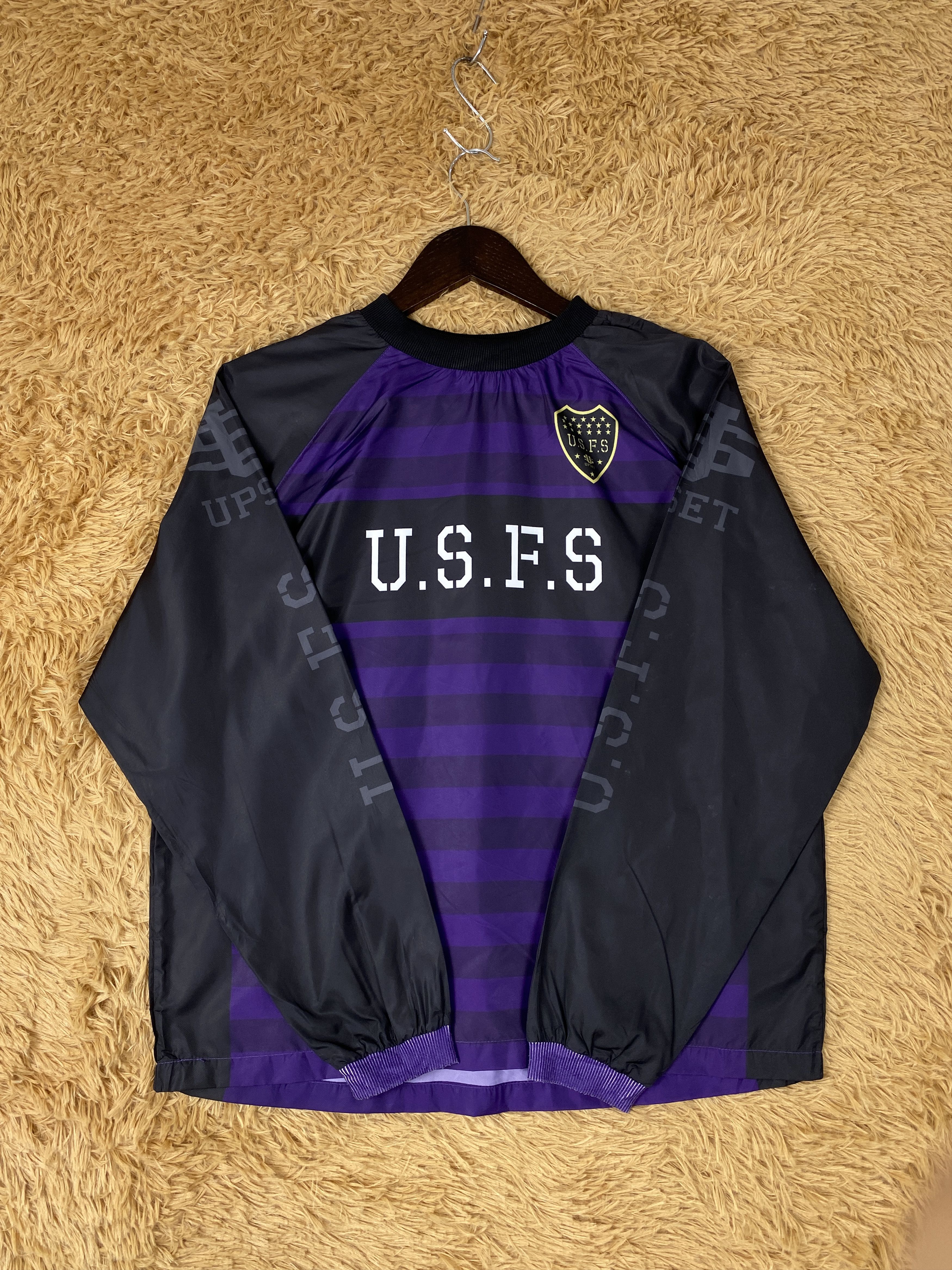 Japanese Brand Vintage Upset FS Long Sleeve Jerseys J1979 Size US S / EU 44-46 / 1 - 4 Thumbnail
