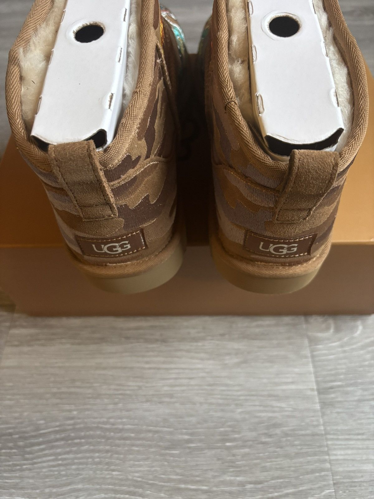 Palace × Ugg Palace Ugg Mid Boots Size US 9 / EU 42 - 6 Thumbnail