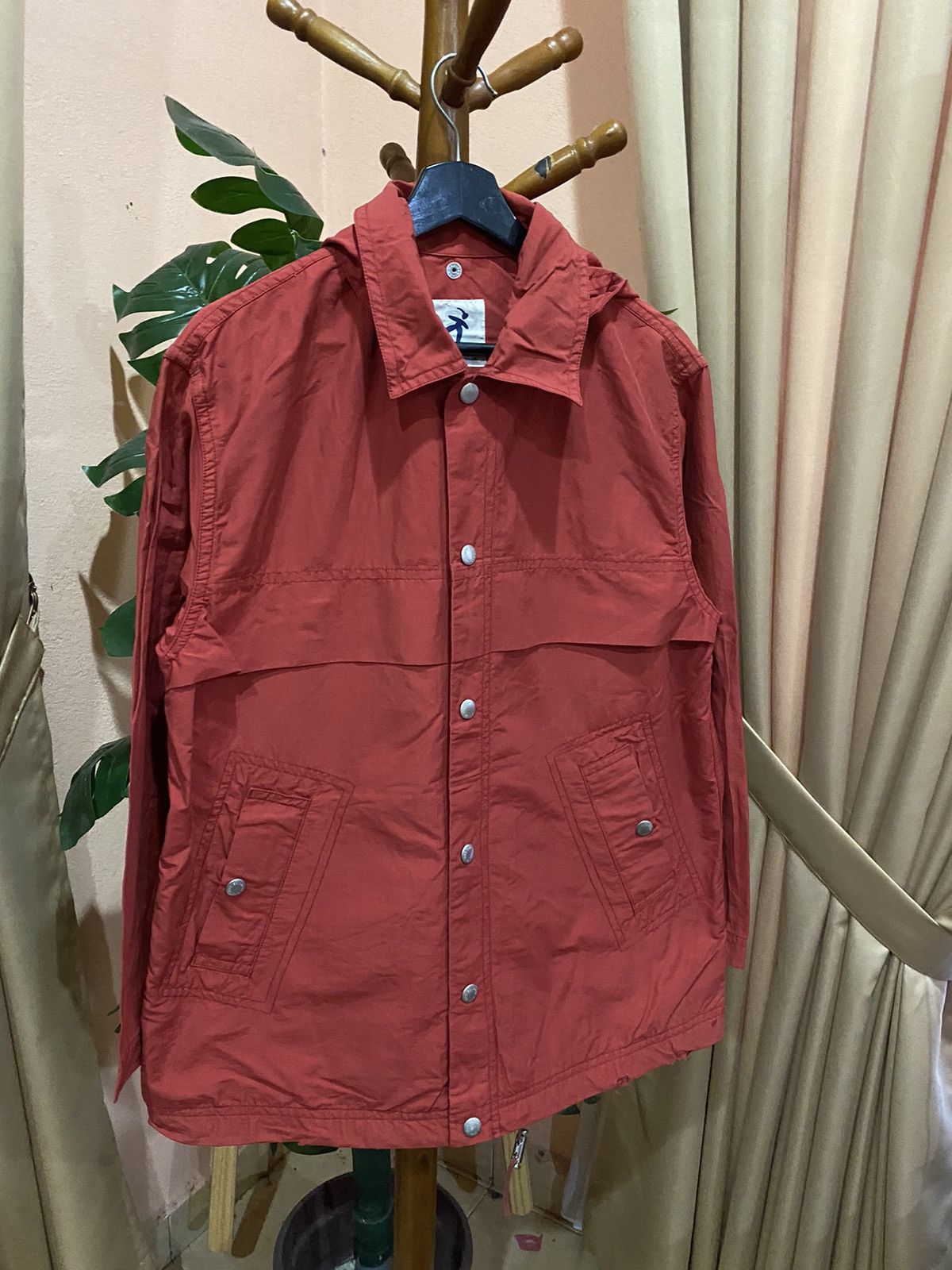 Hai Sporting Gear Vintage HAI Sporting Gear Red Nylon Windbreaker Size US M / EU 48-50 / 2 - 3 Thumbnail