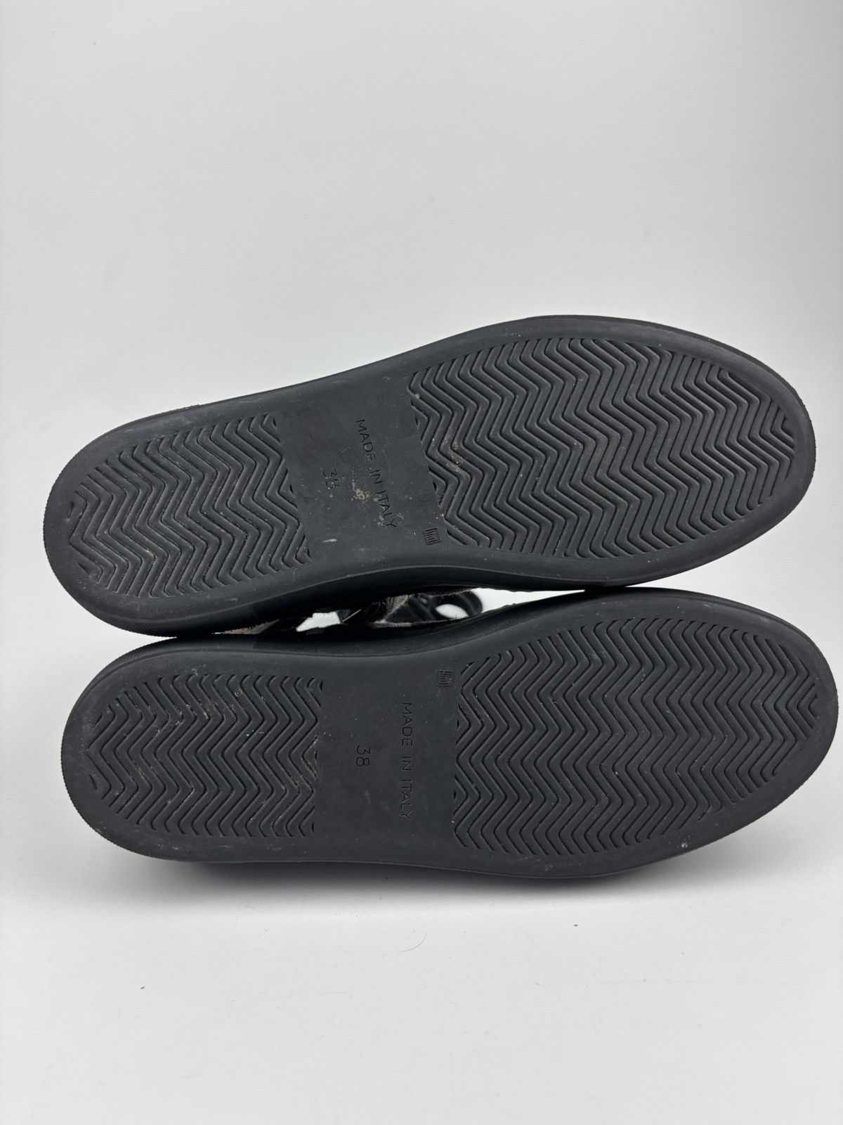 Ann Demeulemeester Ann Demeulemeester Hi-top Canvas Sneaker Size US 7.5 / IT 37.5 - 9 Thumbnail