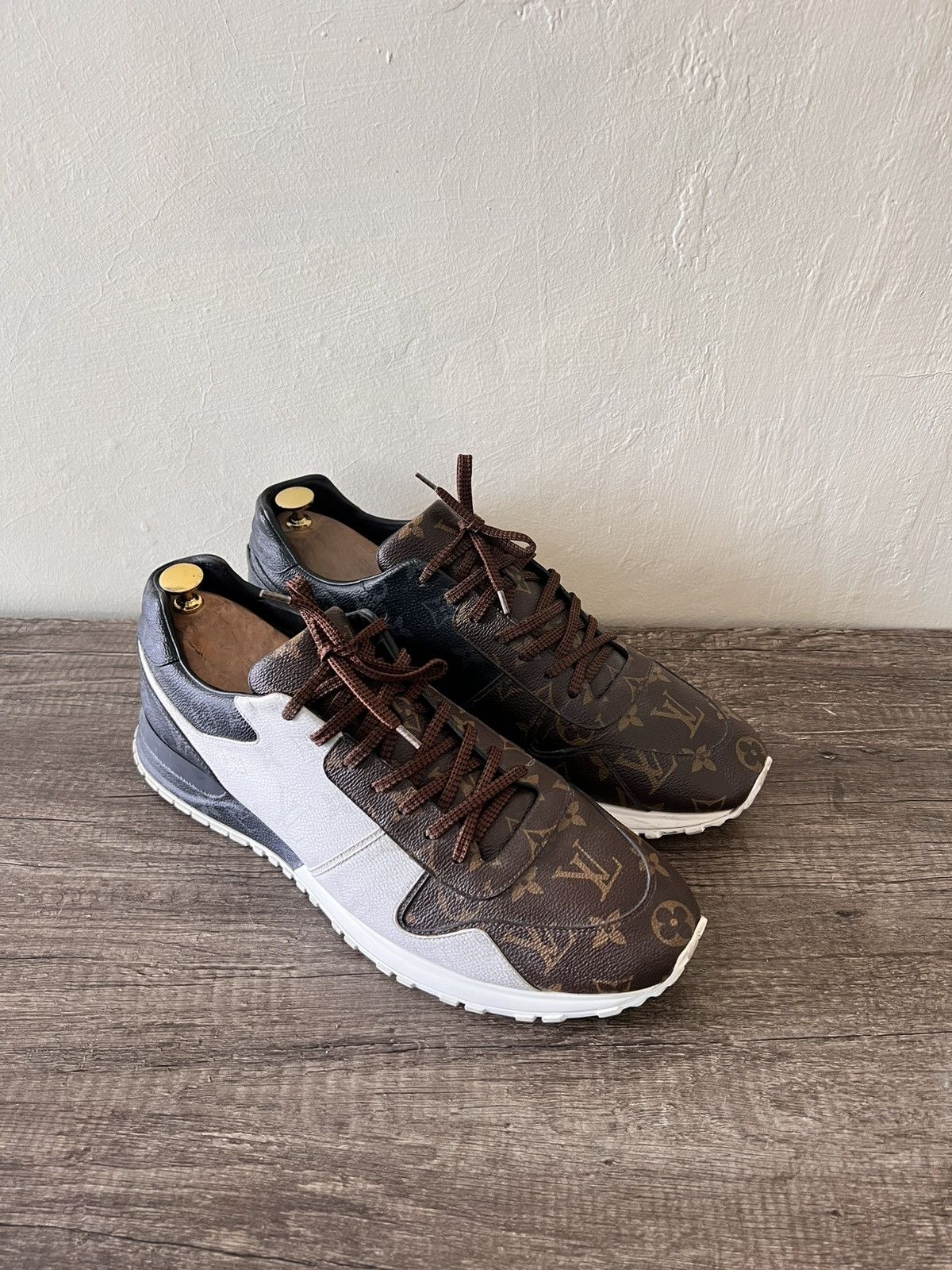 Louis Vuitton LOUIS VUITTON RUN AWAY TRIPLE MONOGRAM SNEAKERS Size US 12 / EU 45 - 8 Thumbnail