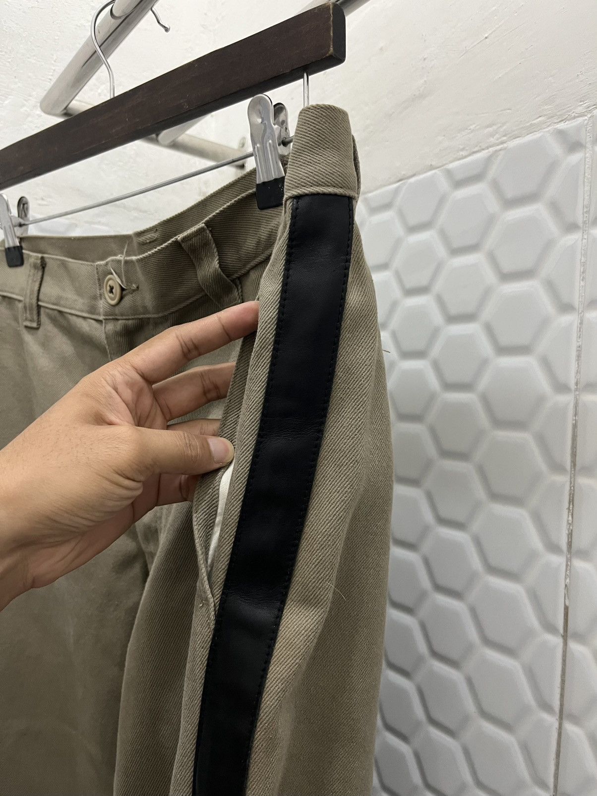 Comme des Garcons AD2007 Tape Leather Baggy Pants Size US 31 - 3 Thumbnail