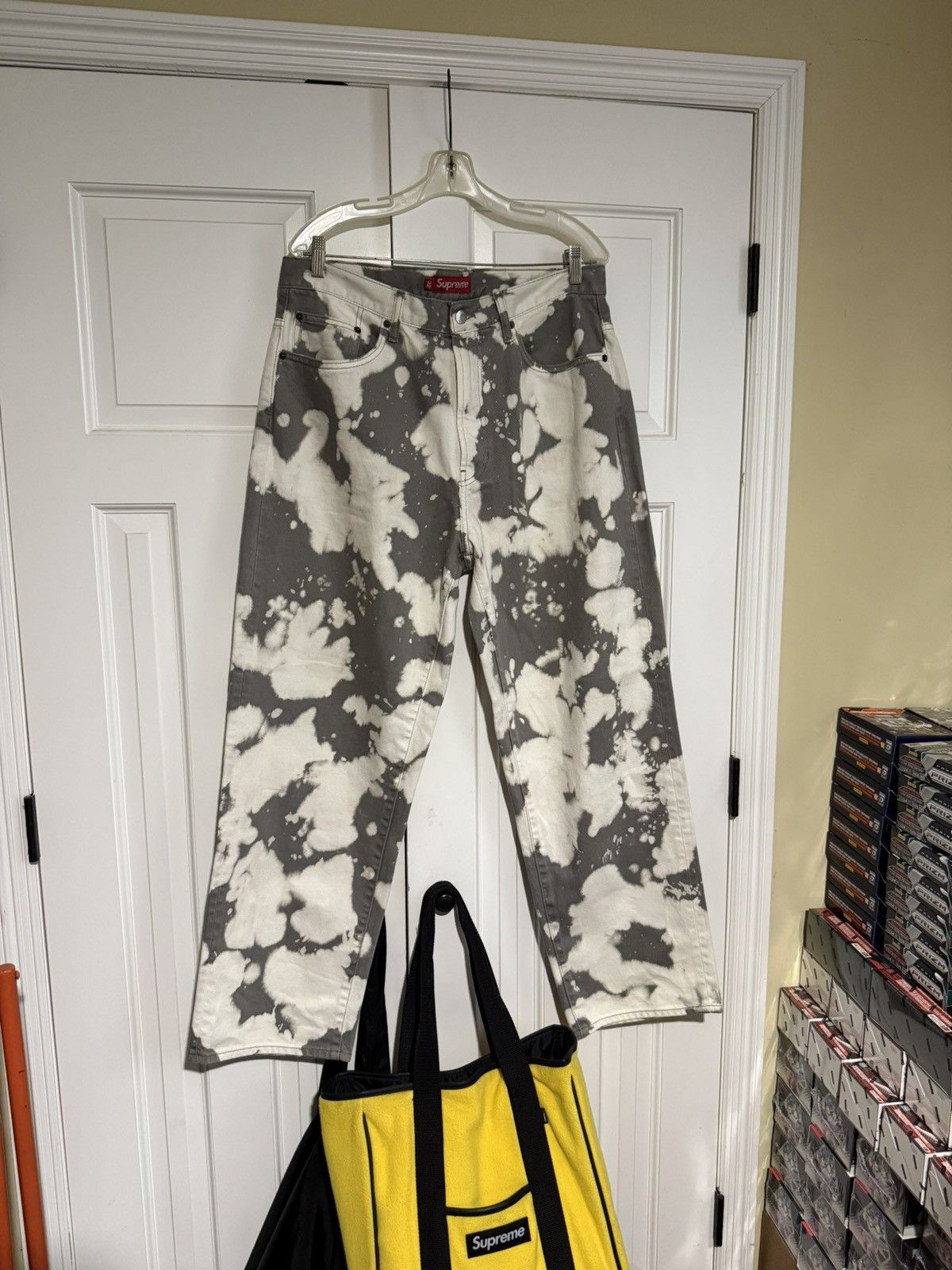 Supreme Supreme New York Grey Acid Wash Jeans Size US 32 / EU 48 - 1 Thumbnail