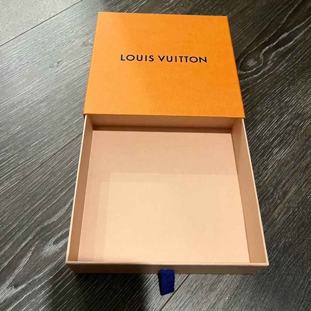 Louis Vuitton Louis Vuitton Small Box 6.75”x6.5” Orange Size ONE SIZE - 6 Thumbnail