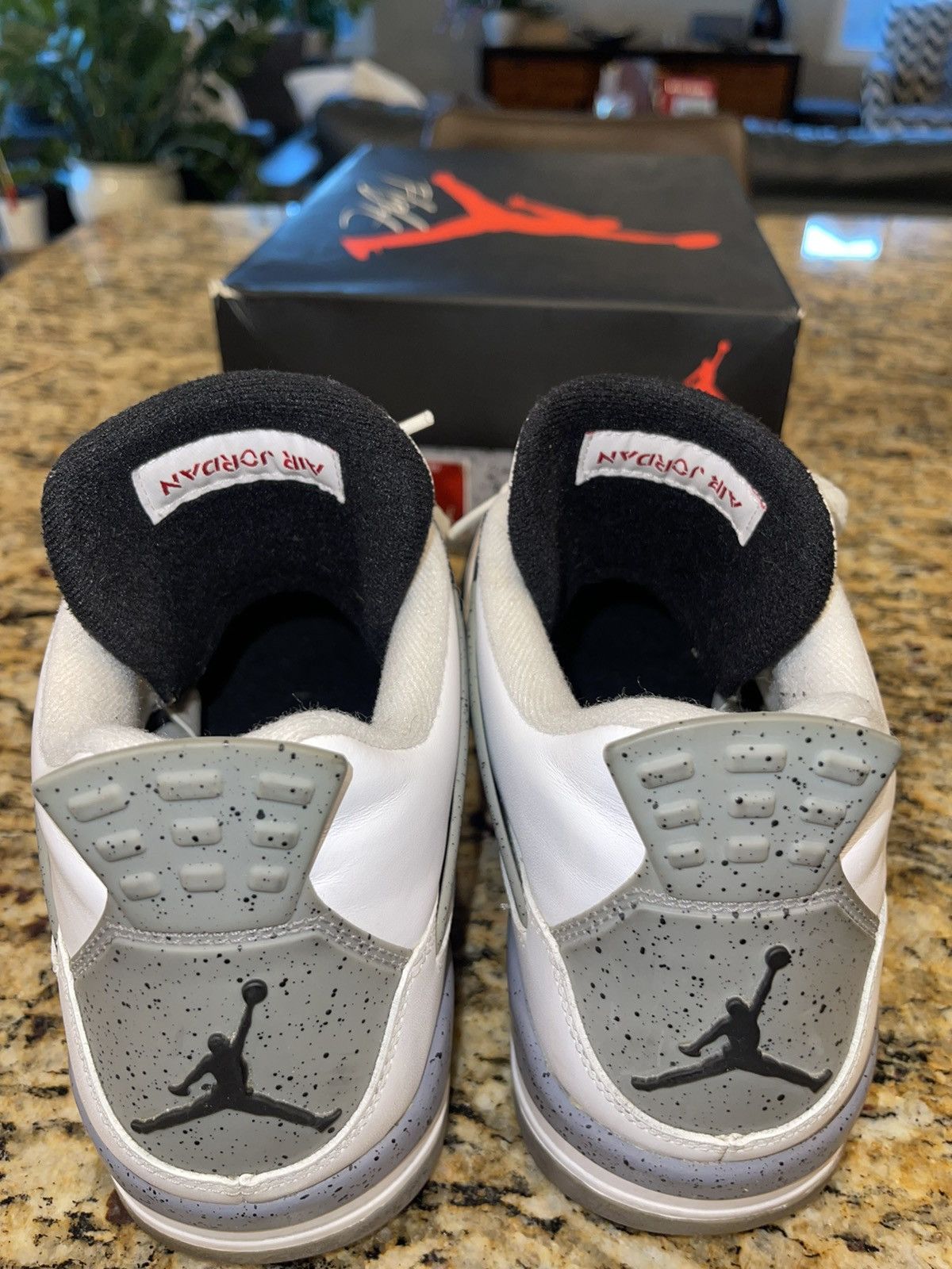Jordan Brand AIR JORDAN 4 RETRO - White/Black-Cement Grey (2012 Release) Size US 10.5 / EU 43-44 - 7 Thumbnail