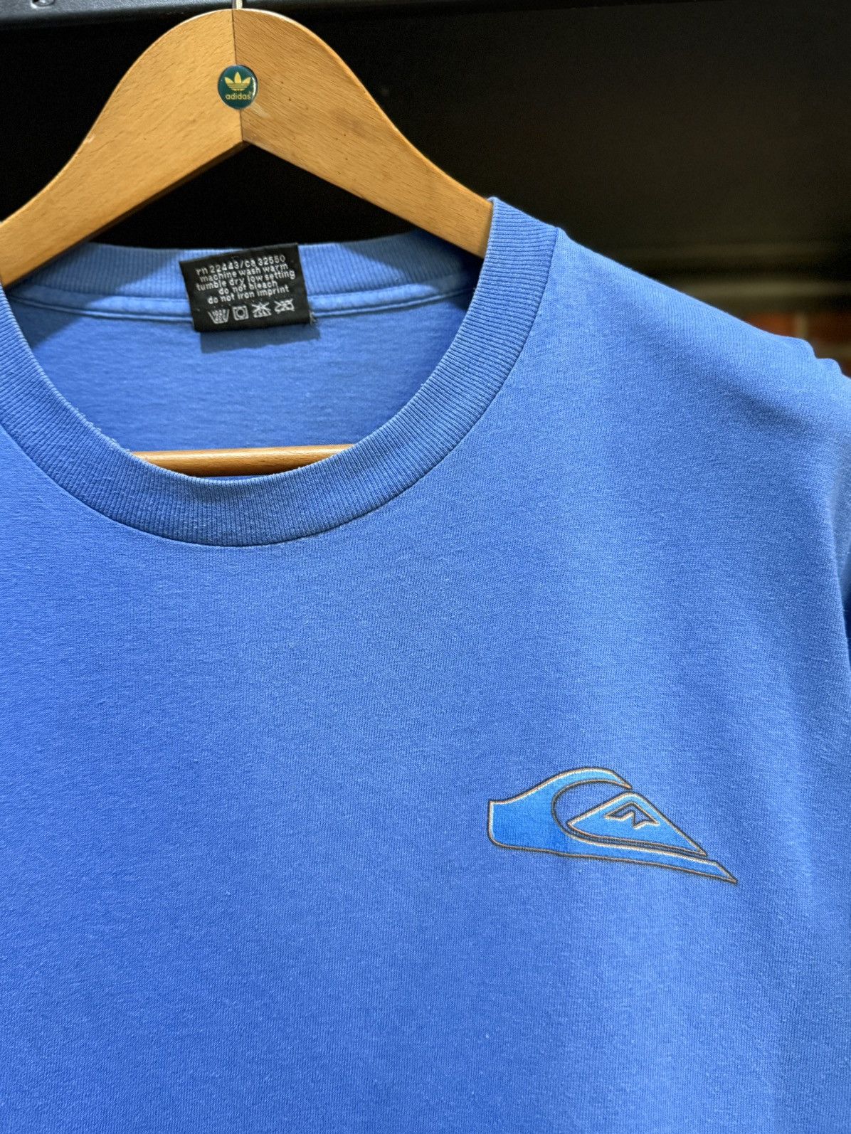 Quiksilver Vintage 90s Quiksilver Boardriding Company Surf Faded Tee Size US L / EU 52-54 / 3 - 6 Thumbnail