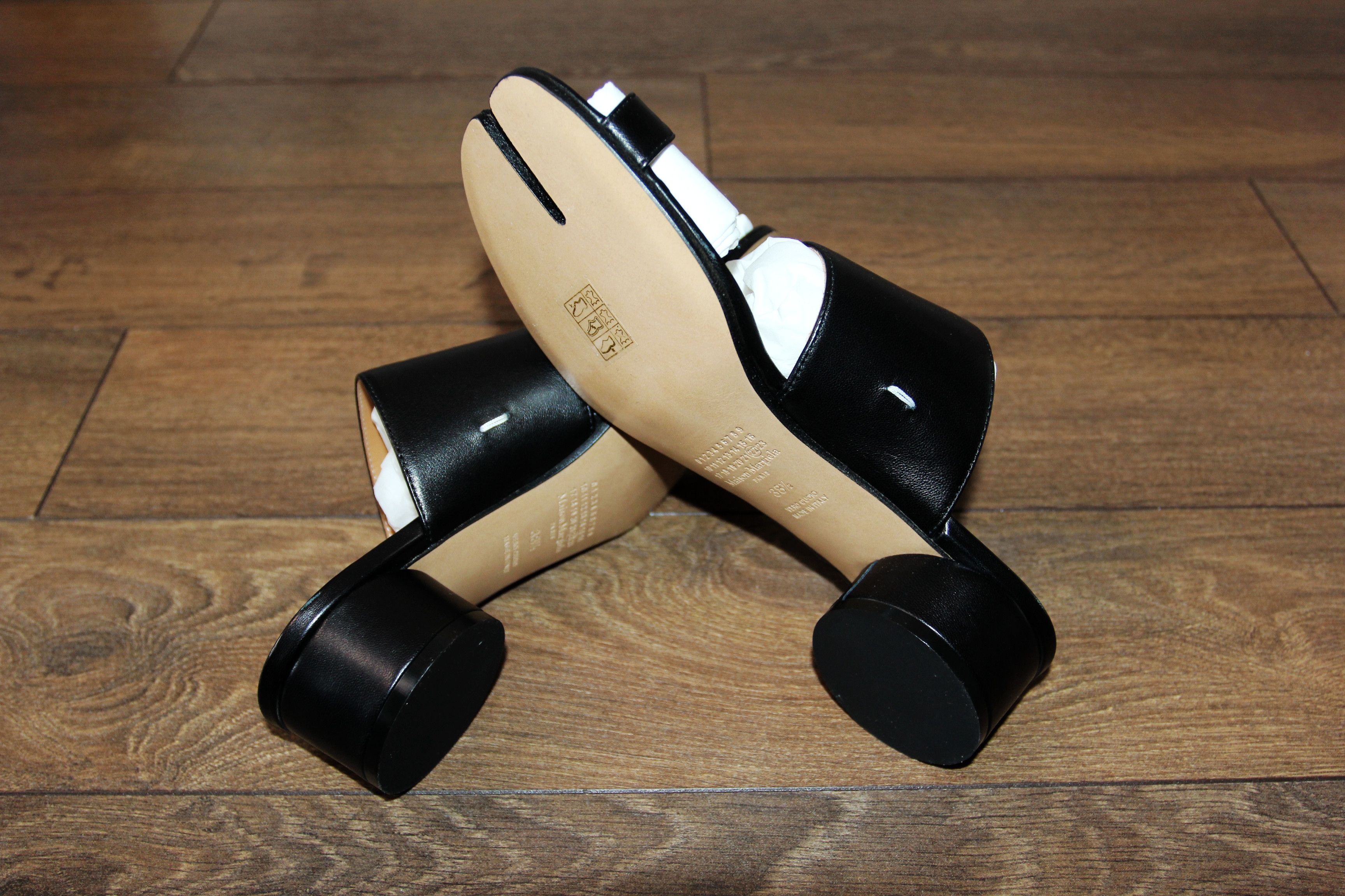 Maison Margiela BNWT SS23 MAISON MARGIELA CUT OUT HEELED MULES 38.5 Size US 8.5 / IT 38.5 - 5 Thumbnail