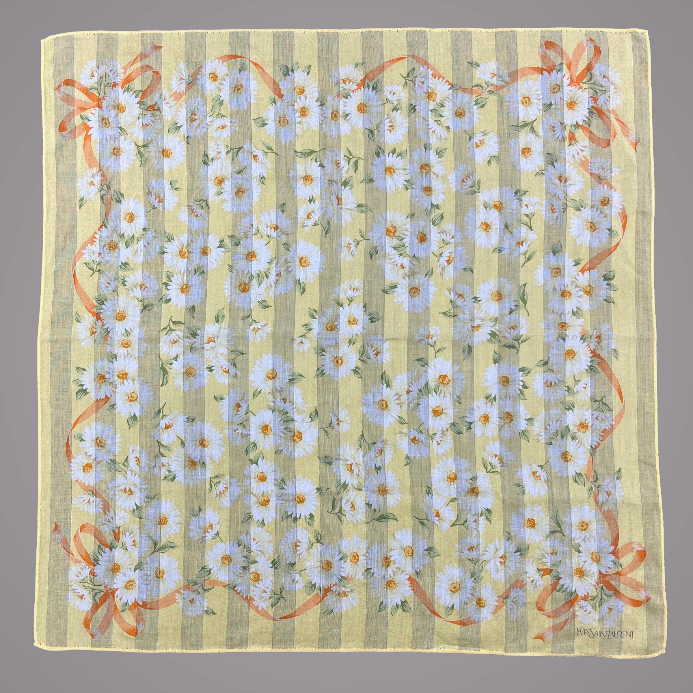 Vintage Yves Saint Laurent Handkerchief / Bandana / Neckerchief B363 Size ONE SIZE - 2 Thumbnail