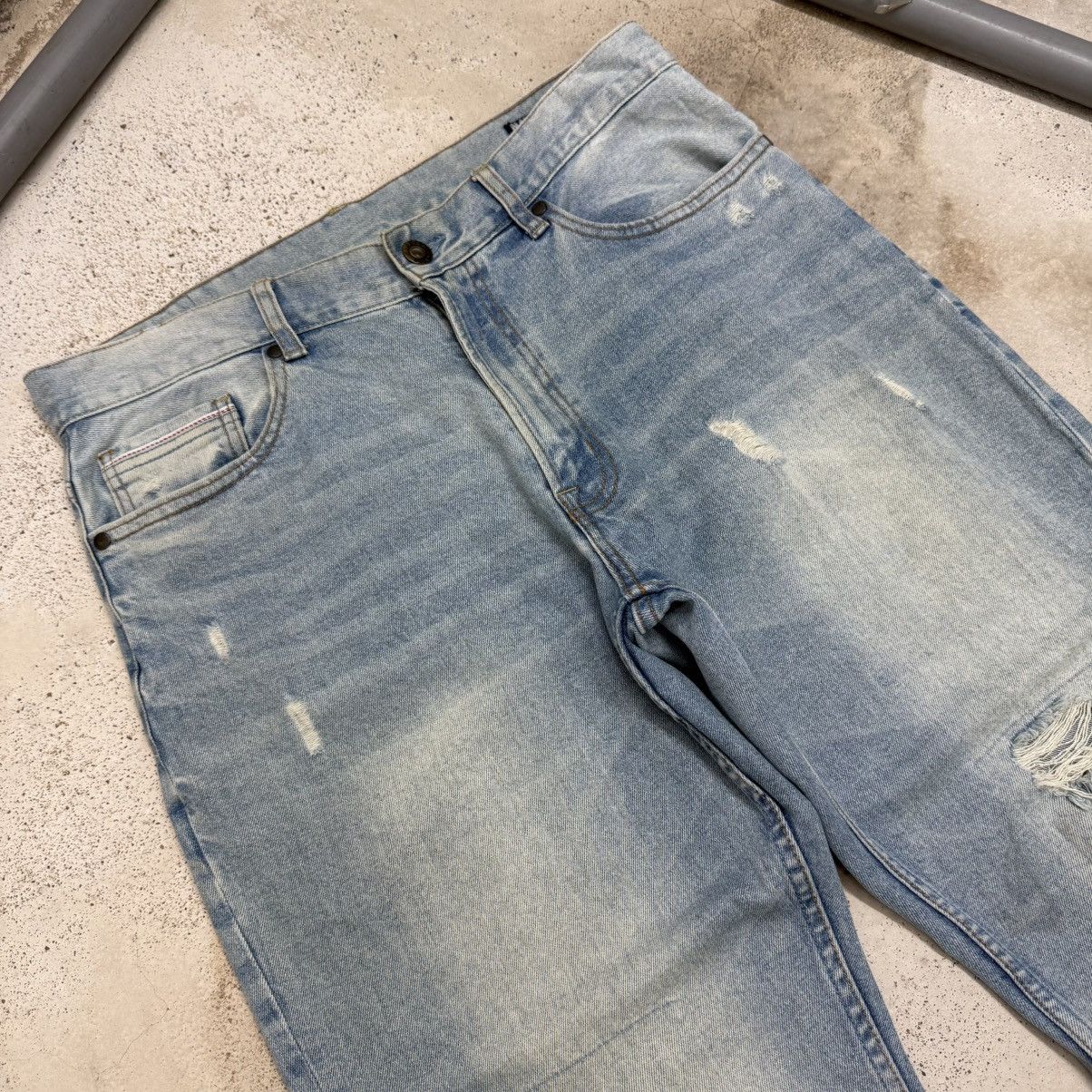 Japanese Brand Navi Distressed Lightwash Denim Pants Size US 33 - 4 Thumbnail