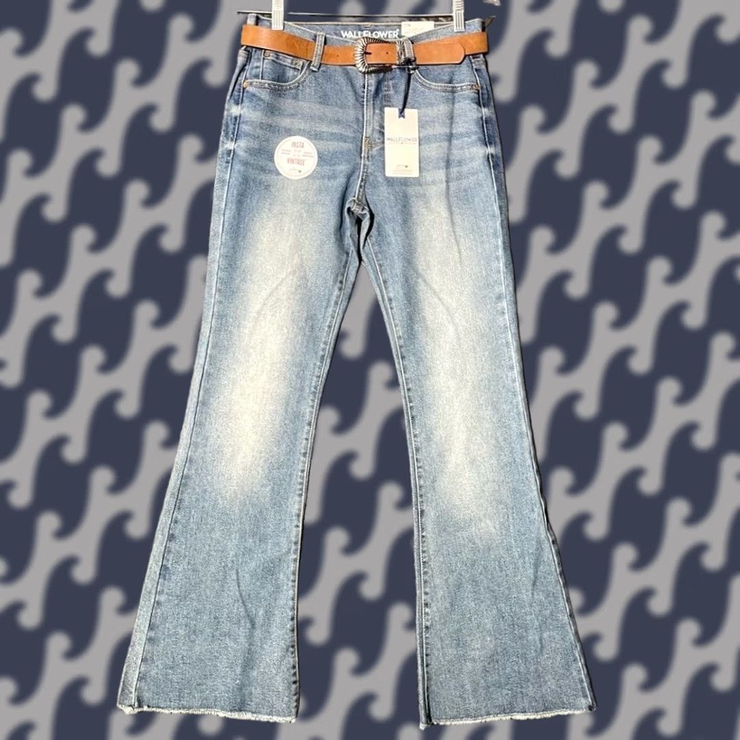 Vintage WallFlower Jeans NWT Super High Rise Womens Blue Vintage Flare 28 Size 28" / US 6 / IT 42 - 1 Thumbnail