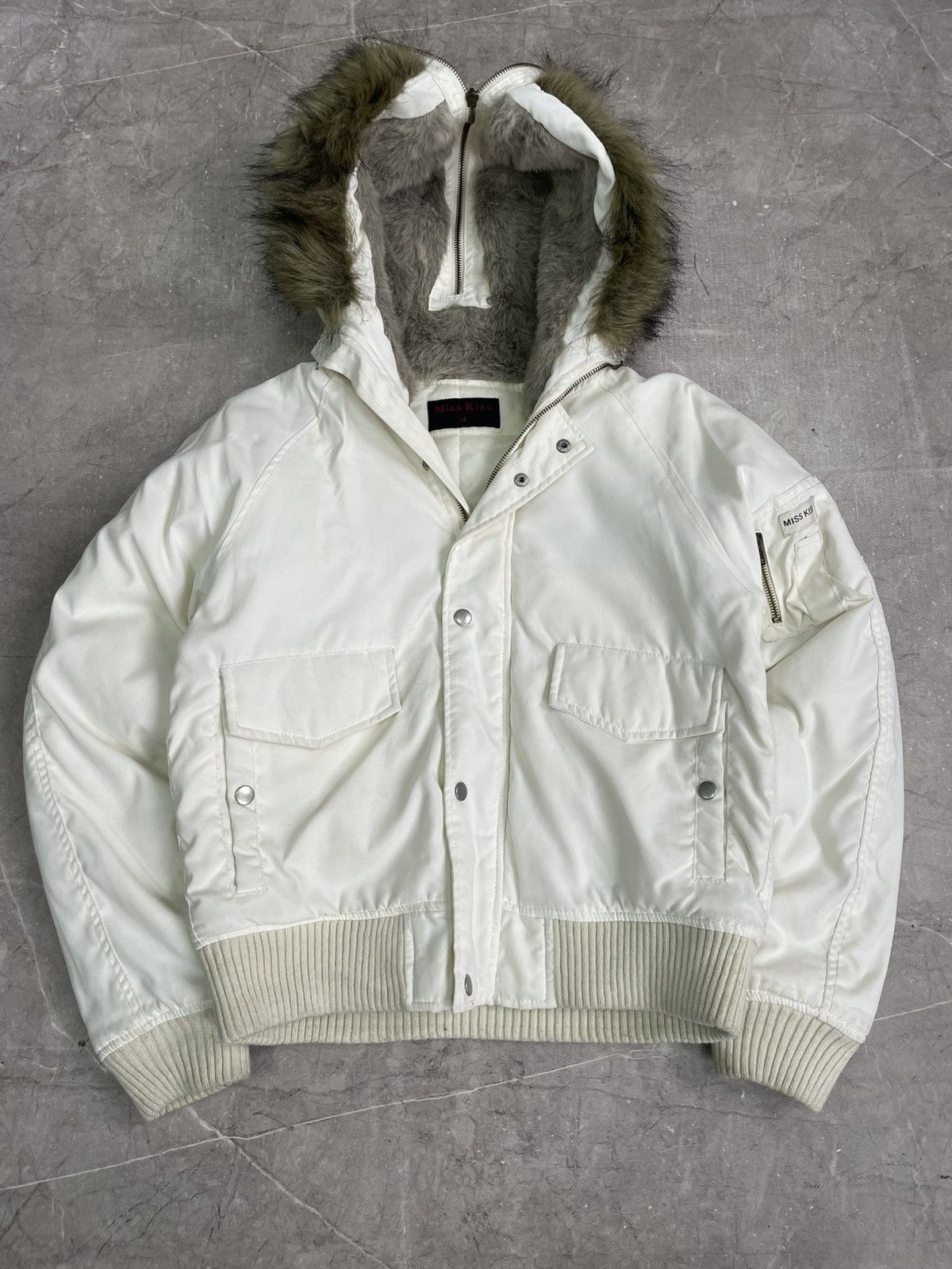 Alpha Industries If six was nine Alaska hood zip bomber white jacket y2k Size US M / EU 48-50 / 2 - 1 Thumbnail