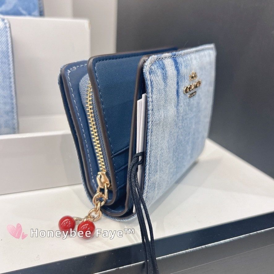 Coach Snap Wallet In Loved Denim With Charm CEC35 Size ONE SIZE - 5 Thumbnail