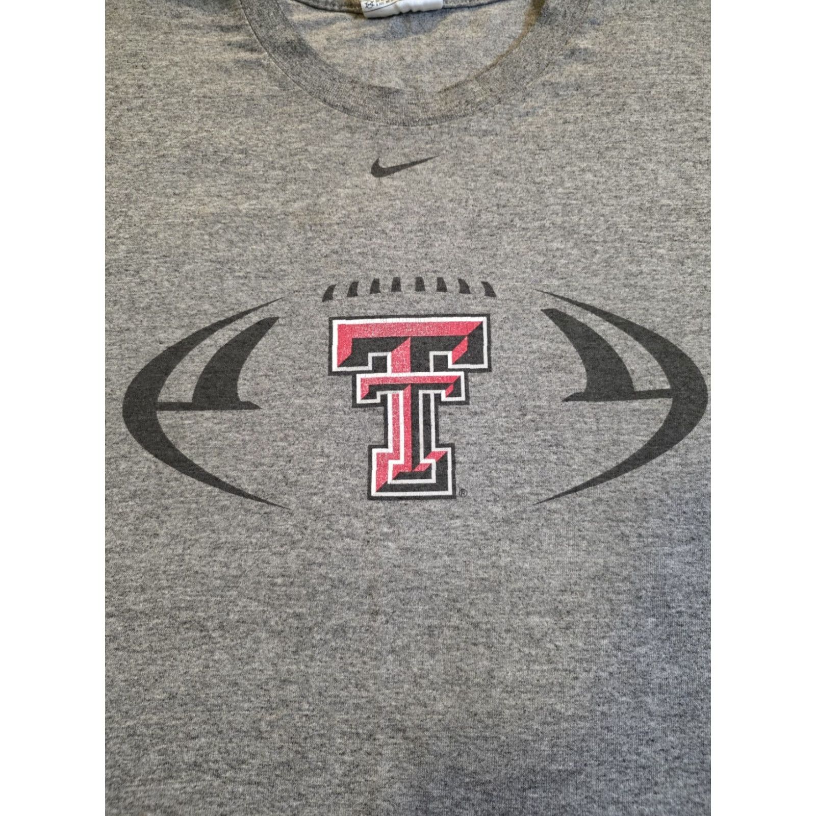 Nike VINTAGE Nike Center Swoosh T Shirt Gray Men's Medium Texas Tech Football Shirt Swoosh Logo Graphic Print College Sports University 90s? Size US M / EU 48-50 / 2 - 2 Thumbnail