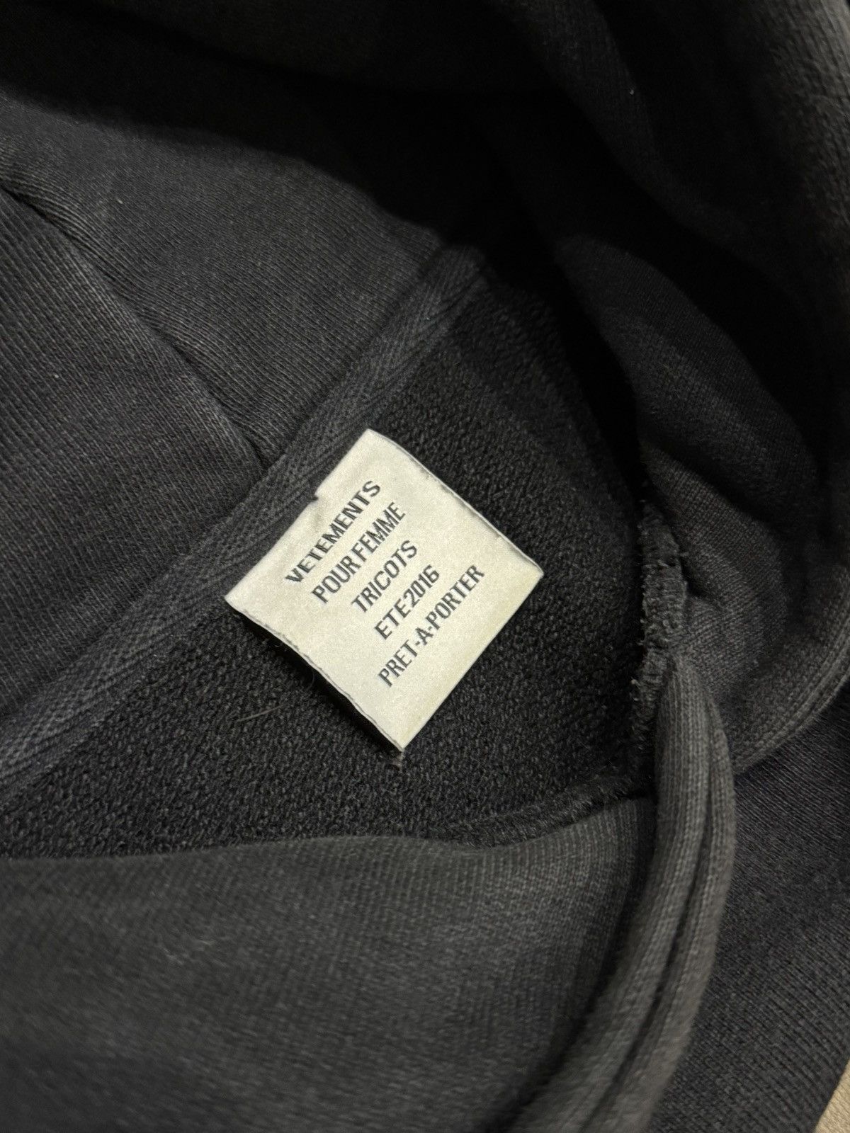 Vetements Vetements Titanic Hoodie Size US M / EU 48-50 / 2 - 7 Thumbnail