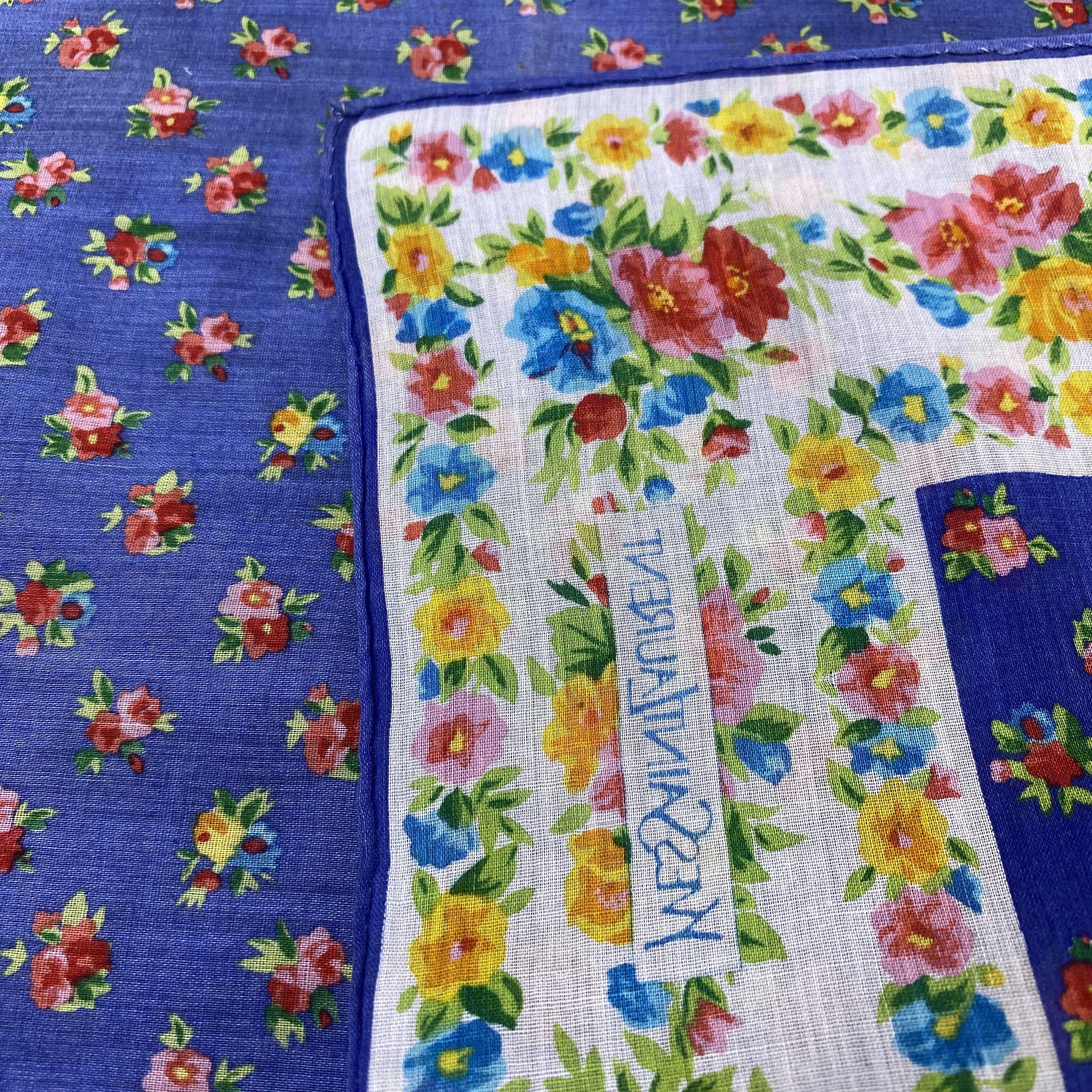 Yves Saint Laurent Yves Saint Laurent Handkerchief /Bandana / Neckerchief-B2092 Size ONE SIZE - 6 Thumbnail