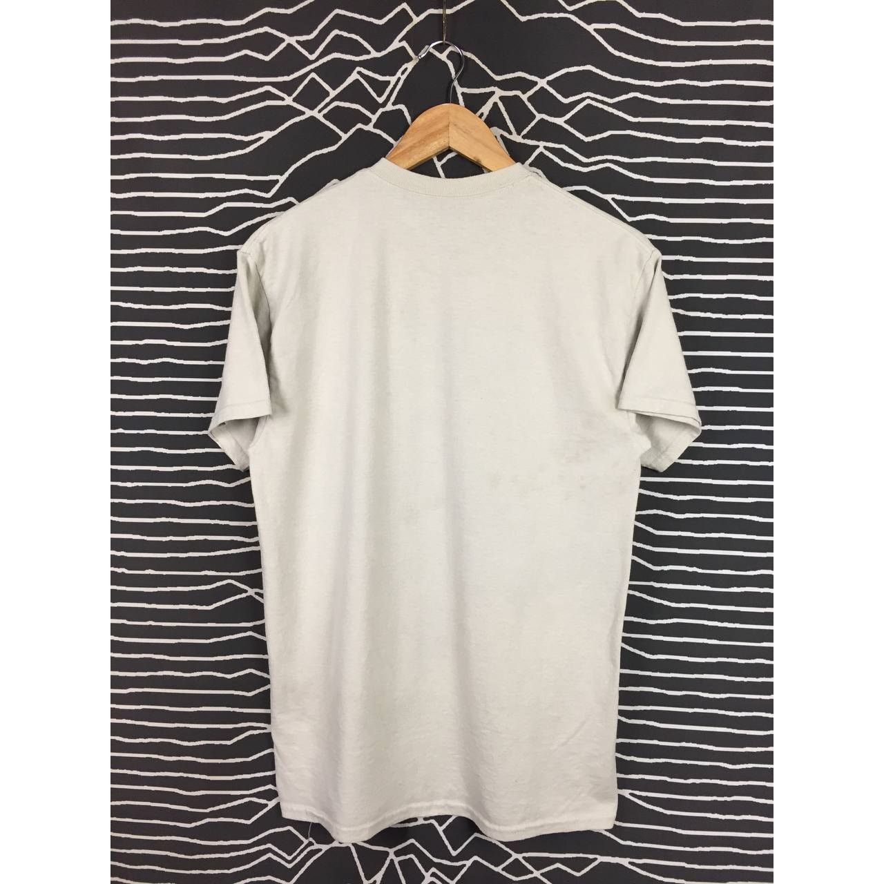 Gildan War Memorial You Are Not Forgotten Military Tribute Tee Size US M / EU 48-50 / 2 - 6 Thumbnail