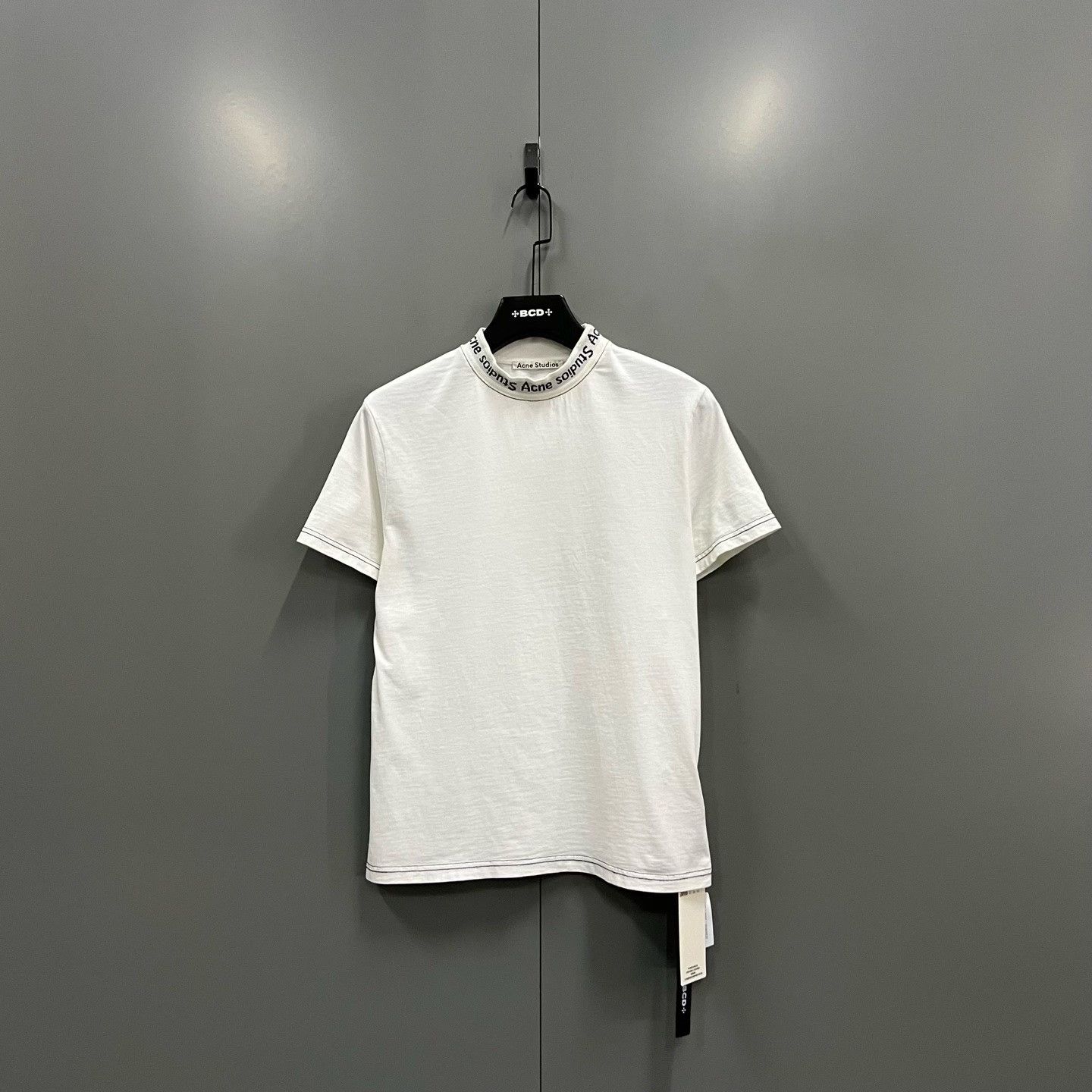 Acne Studios Acne Studios Retro Printed T-Shirt s Men Size US S / EU 44-46 / 1 - 1 Thumbnail