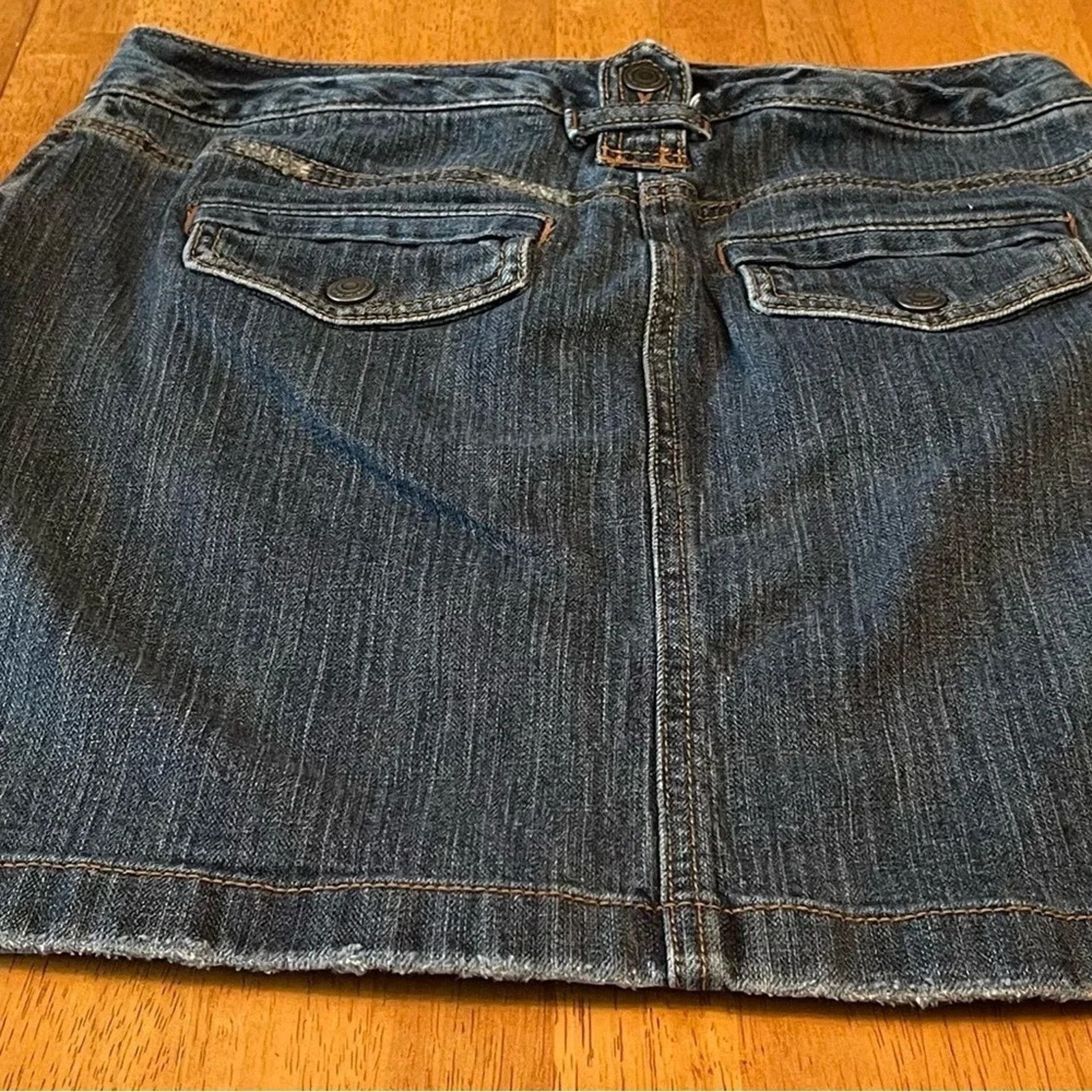 Loft Ann Taylor Loft denim mini skirt, size 4 Size 27" / US 4 / IT 40 - 2 Thumbnail