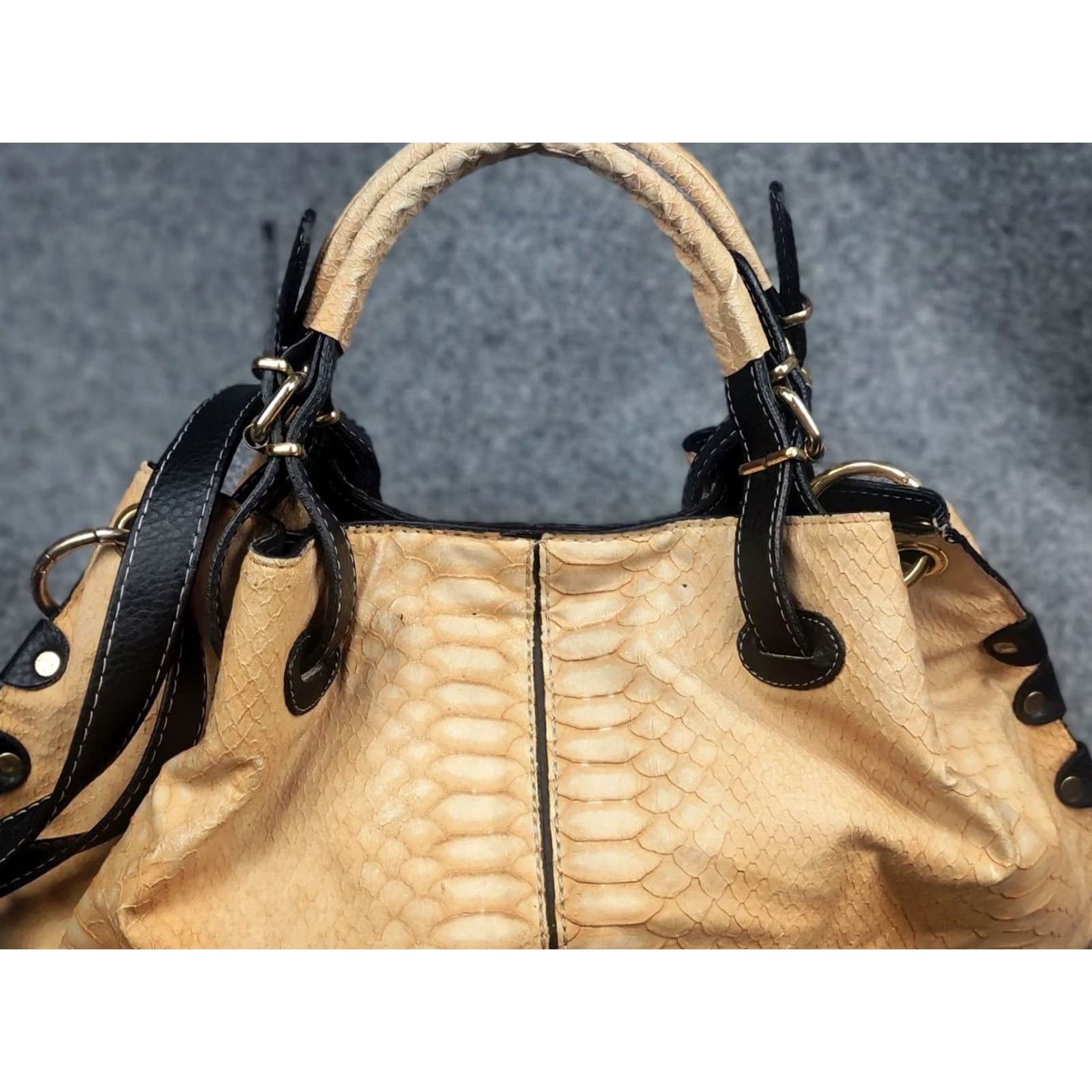 Logo 7 VINTAGE Chloe Style Logo beige bag with snakeskin texture and black handles Y2K Bag Size ONE SIZE - 5 Thumbnail