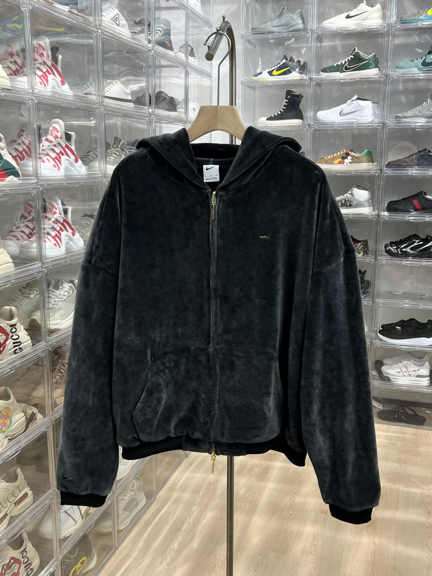 Nike Nike LEBRON Light Jacket xl Men Size US XL / EU 56 / 4 - 1 Thumbnail
