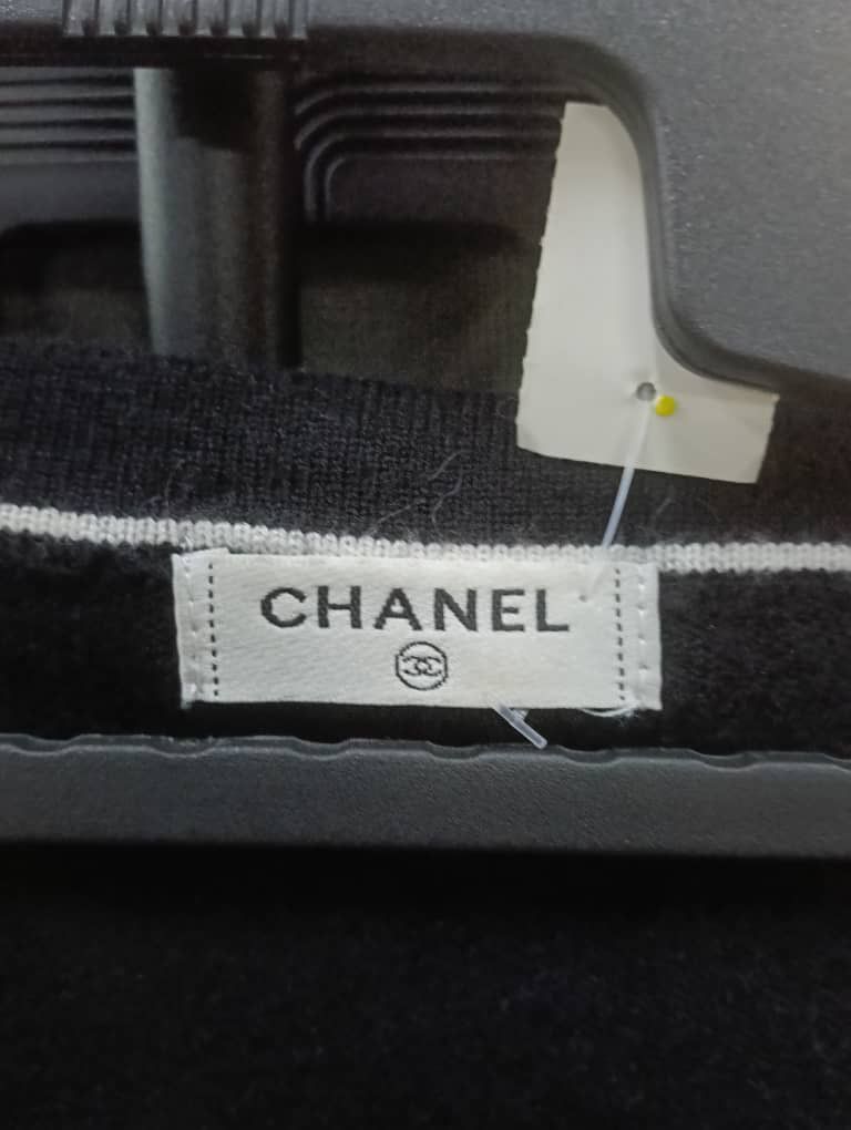 Chanel Vintage Chanel Cardigan Size M / US 6-8 / IT 42-44 - 3 Thumbnail