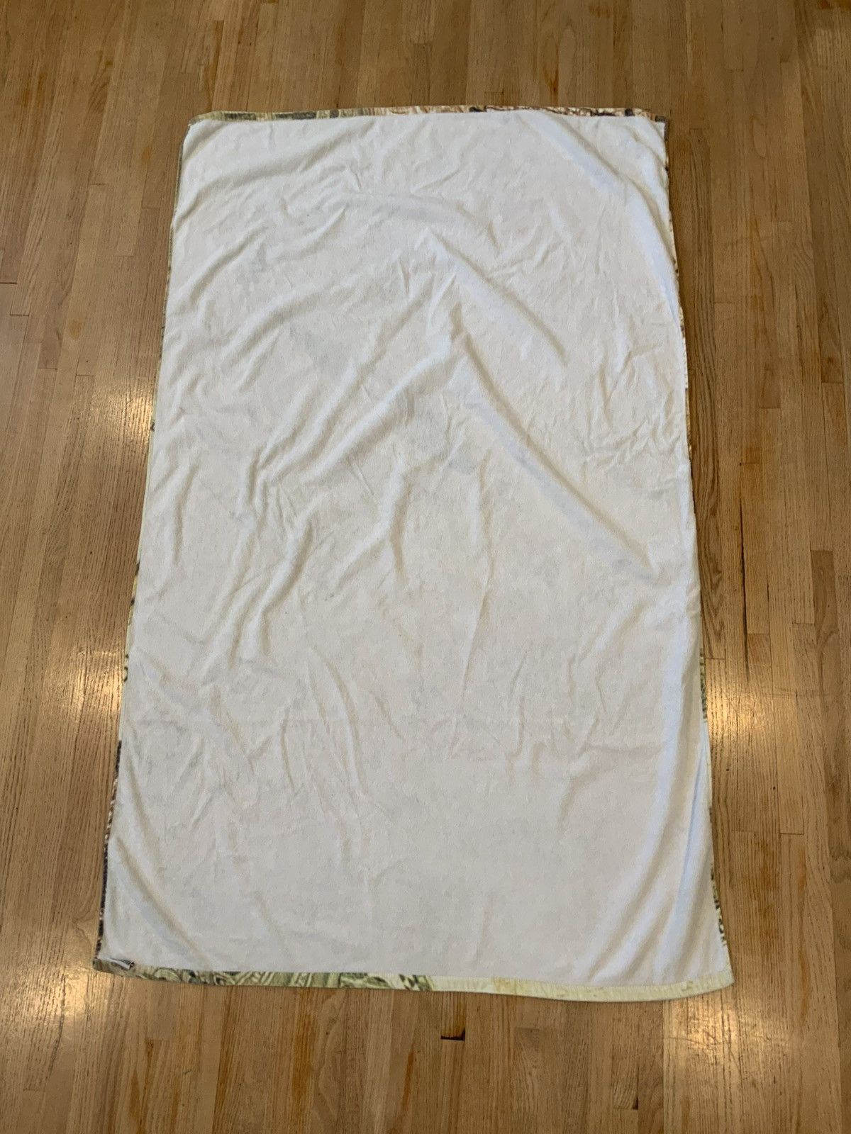 Supreme Supreme SS20 “Bling” Money Green Jewelry Gold Beach Towel Size ONE SIZE - 3 Thumbnail