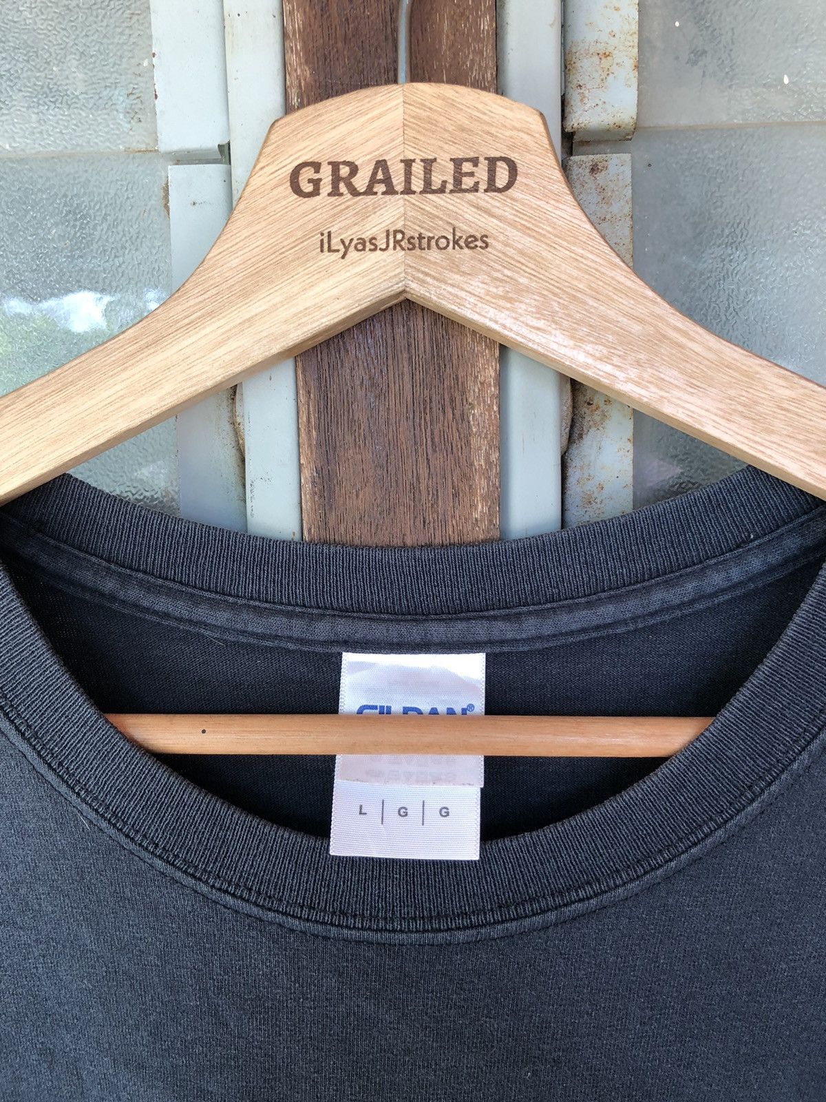 Band Tees Thrashed Vintage Badmotorfinger Fingaz4Life Sun Faded Tee Size US L / EU 52-54 / 3 - 19 Thumbnail