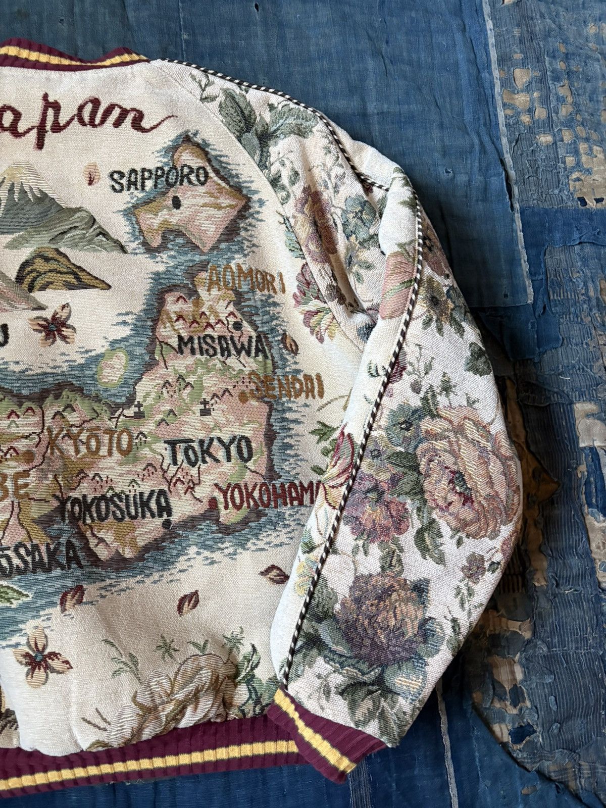 Kapital kapital Gobelin Souvenir Bomber Jacket Japan Size US L / EU 52-54 / 3 - 9 Thumbnail