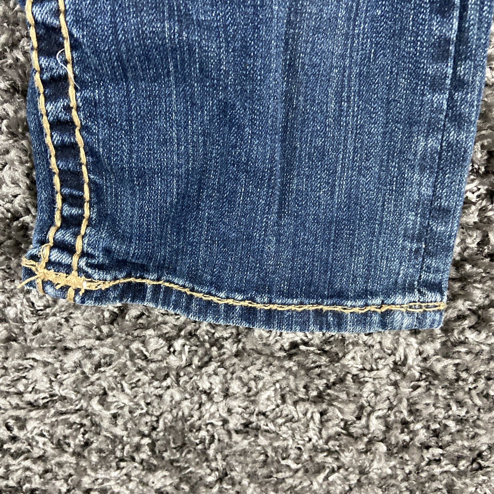 Vintage LA Idol USA Sparkly Heavy Stitch Capri Jeans Women’s Size 7 Blue Size ONE SIZE - 2 Thumbnail