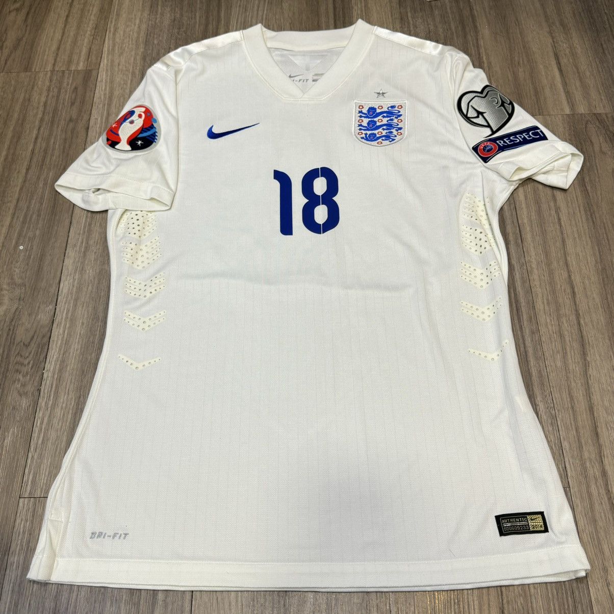 Nike England 14/15 player issue home shirt #18 Kane Size US L / EU 52-54 / 3 - 1 Thumbnail