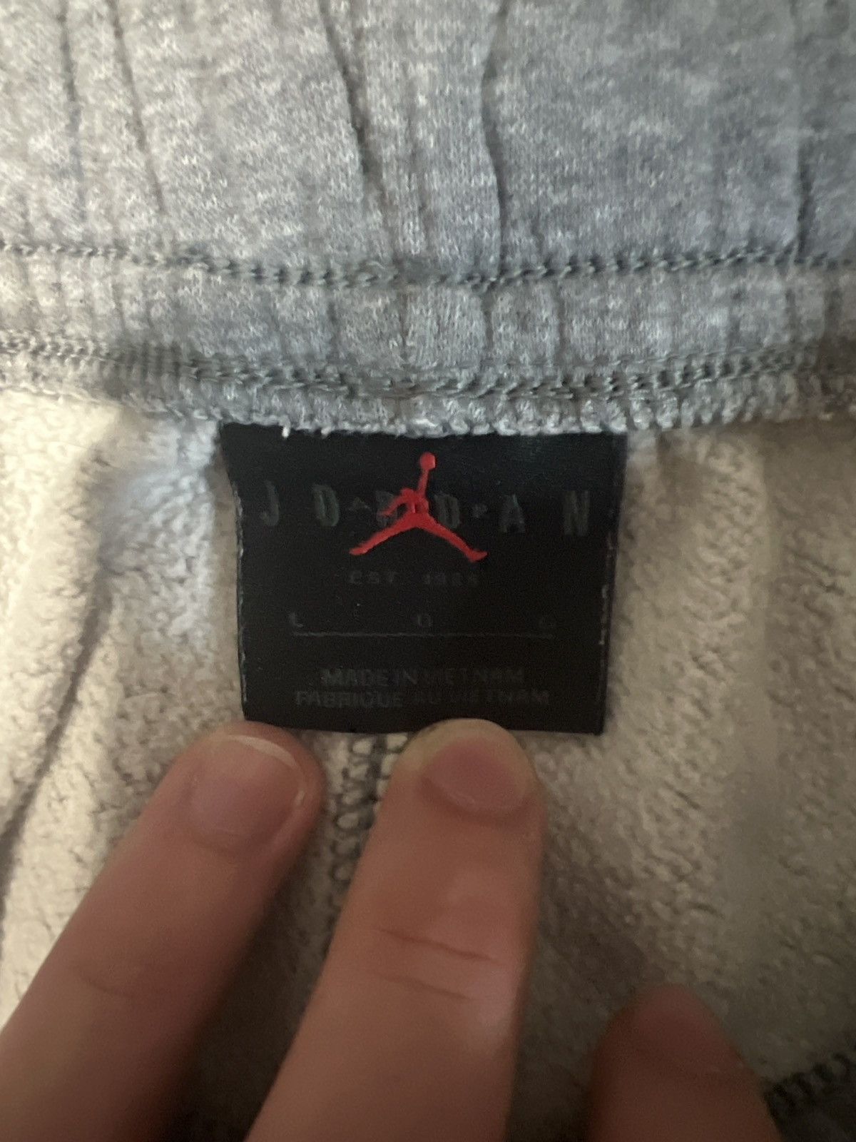 Jordan Brand Jordan grey sweatpants size L Size US 35 - 2 Thumbnail
