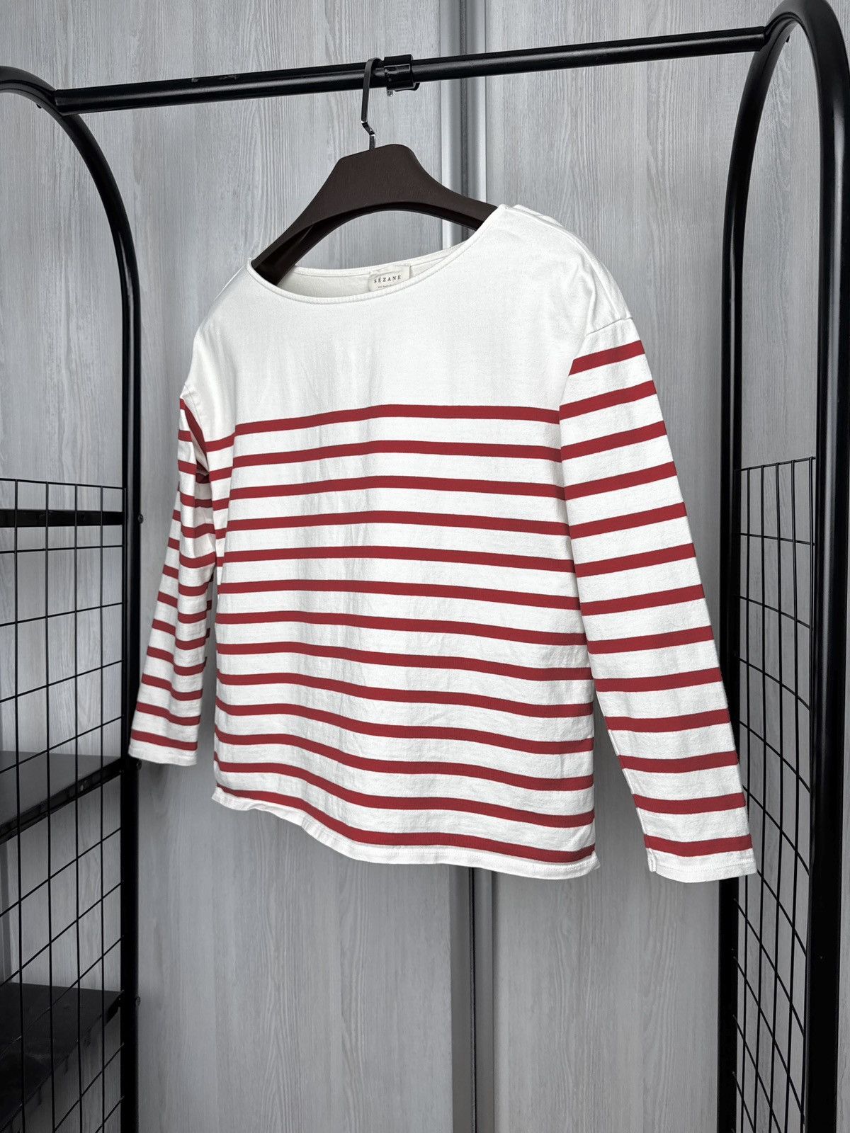 Sezane Sezane white/red striped long sleeve top with side buttons Size S / US 4 / IT 40 - 4 Thumbnail
