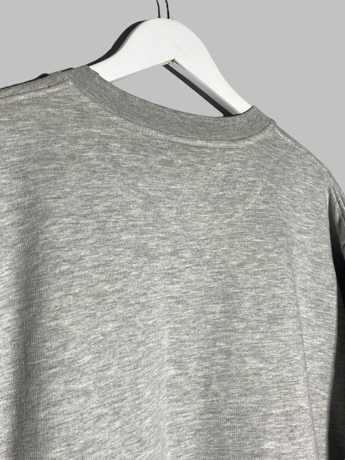 Nike 🔥 Y2K NIKE ESSENTIALS GRAY SWEATSHIRT MINIMAL VINTAGE VIBE Size US XL / EU 56 / 4 - 10 Thumbnail