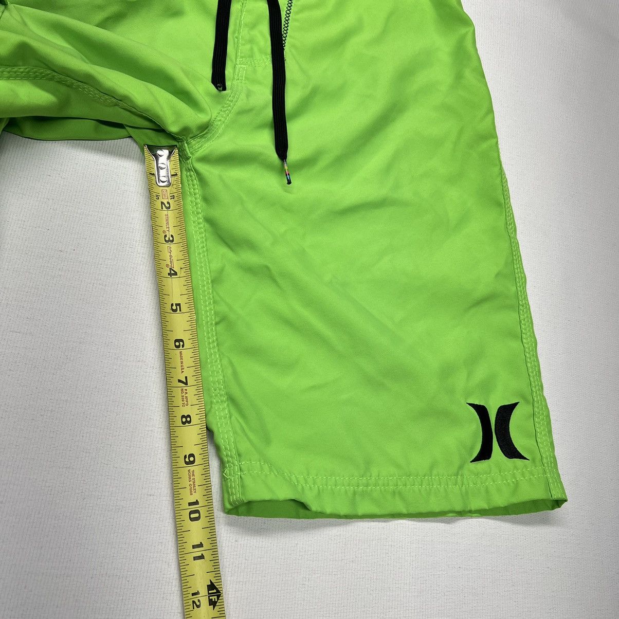 Hurley Hurley Swim Shorts Board Trunks Pocket Beach Pool Logo Size US 28 / EU 44 - 15 Thumbnail