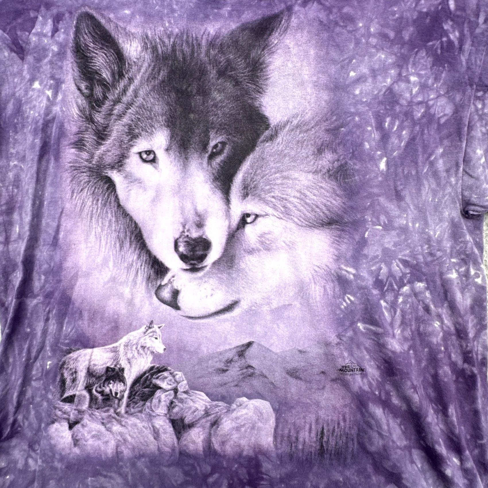 Gildan Gildan T-Shirt Mens 2XL Purple Tie Dye Wolf Face Graphic Print Crew Neck Short Sleeve All Seasons 100% Cotton Regular Fit Animals Nature Outdoor Mens Size US XXL / EU 58 / 5 - 6 Thumbnail