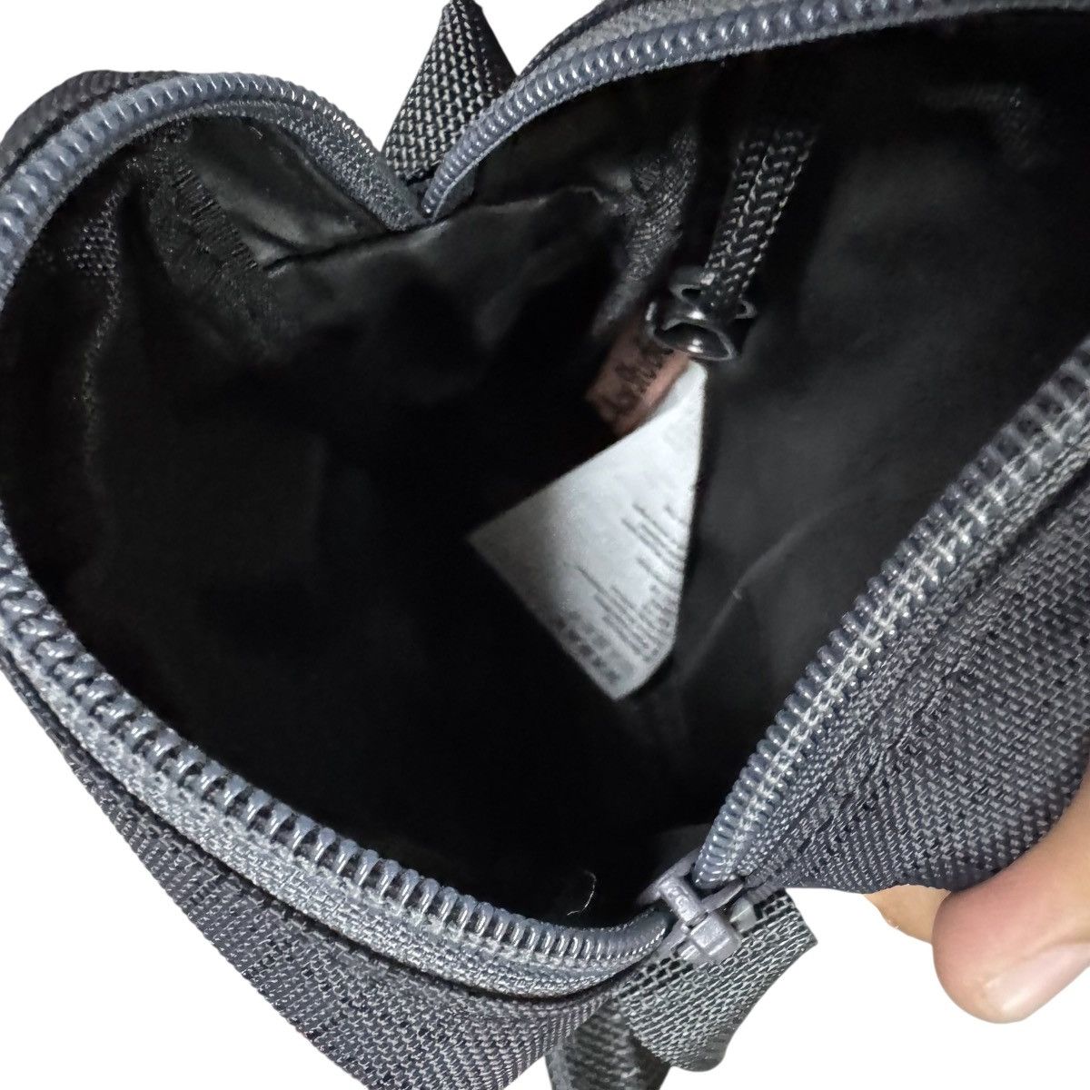 Acne Studios Acne Studios Ayden Ripstop Phone Pouch Crossbody Bag Size ONE SIZE - 13 Thumbnail
