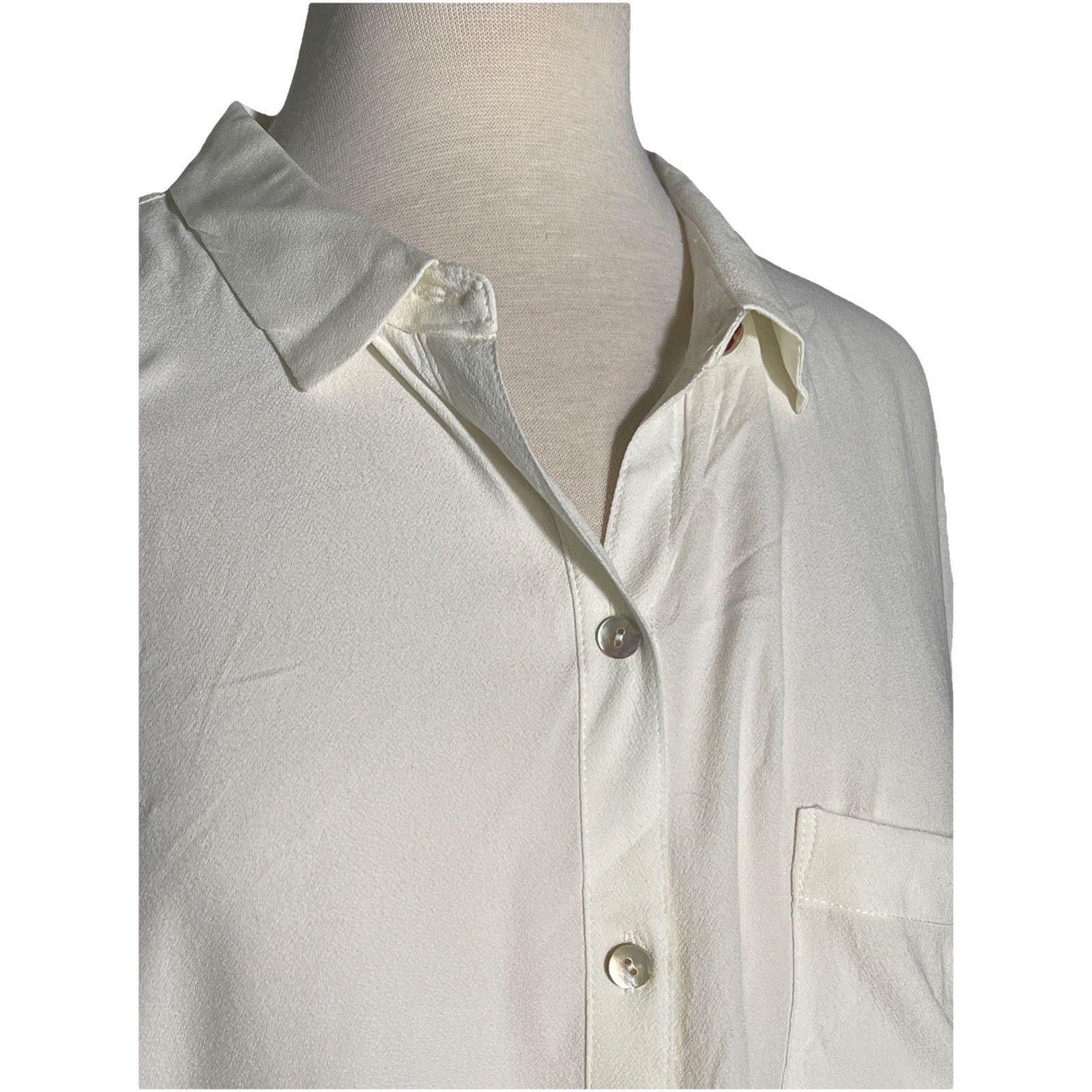 J. Jill J Jill Blouse Women’s Large Button Up Long Sleeve Size L / US 10 / IT 46 - 2 Thumbnail