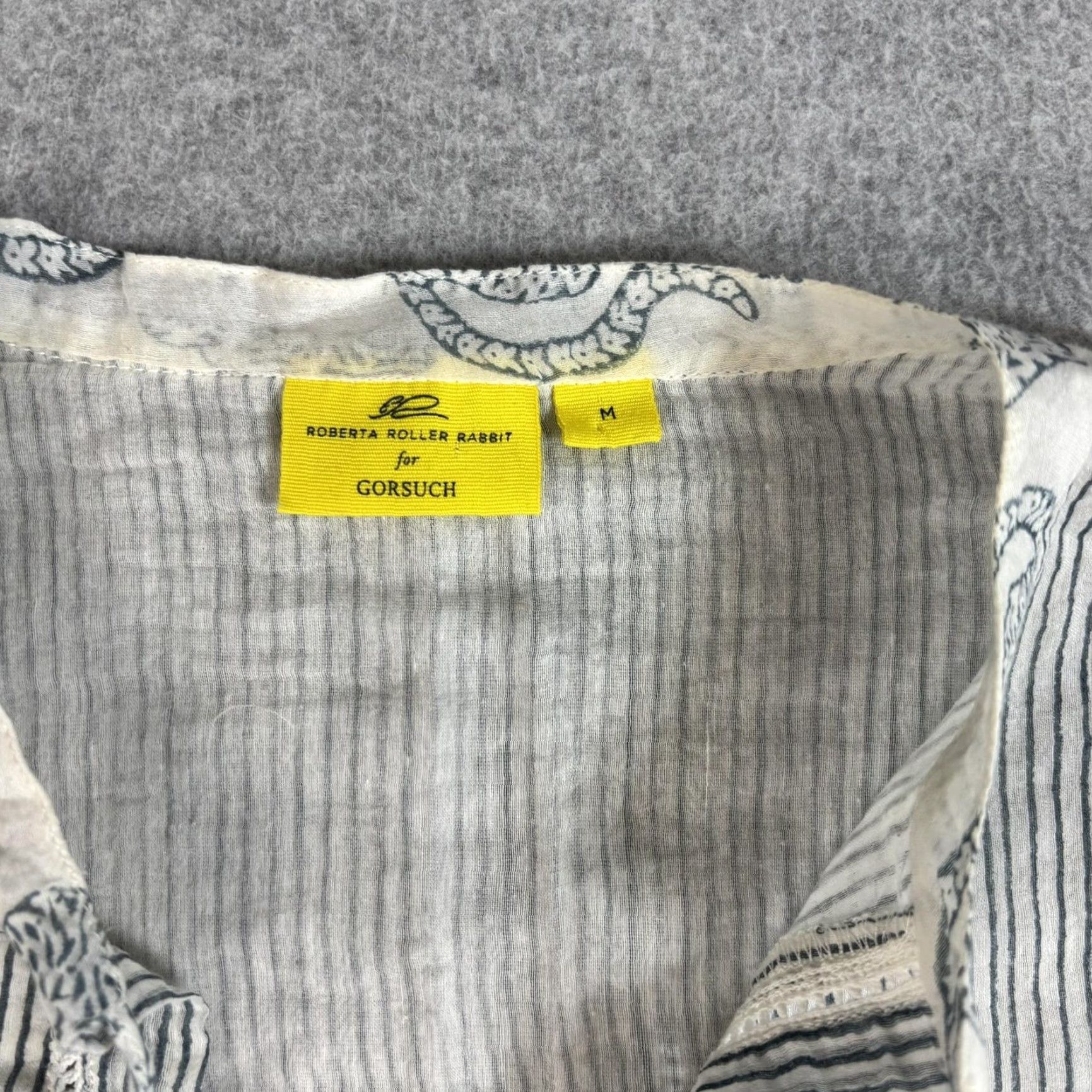Vintage Roberta Roller Rabbit for Gorsuch Shirt Women White M Tunic 3/4 Sleeve Cat Tiger Boho V-Neck Size M / US 6-8 / IT 42-44 - 3 Thumbnail
