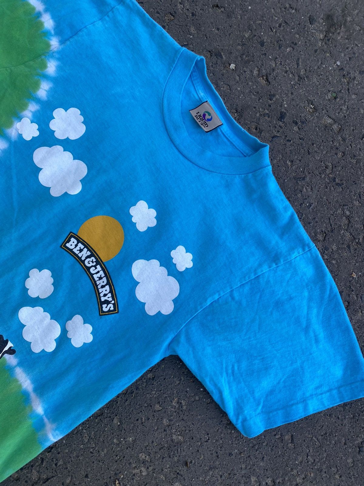 Liquid Blue Vintage Liquid Blue Ben&Jerry’s single stitch tee Size US M / EU 48-50 / 2 - 4 Thumbnail