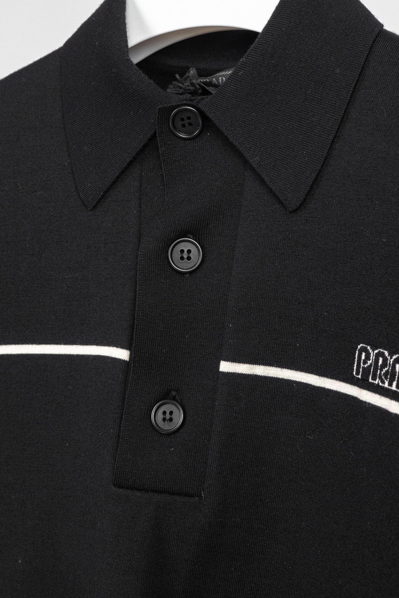 Prada Prada AW/18 Nero Logo Oversized Knit Polo Size US XS / EU 42 / 0 - 7 Thumbnail
