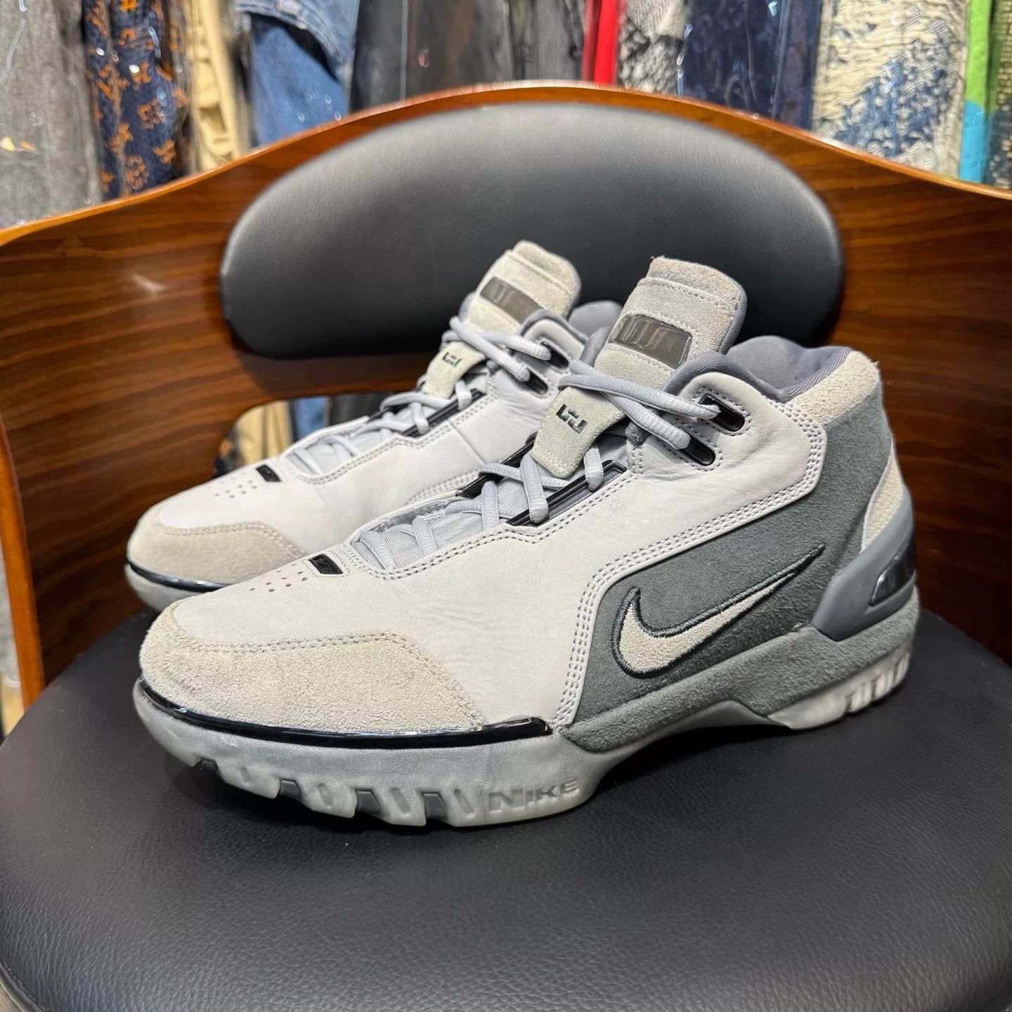 Nike Nike Gray Lowtop Sneakers 41 Men Size US 8.5 / EU 41-42 - 1 Thumbnail