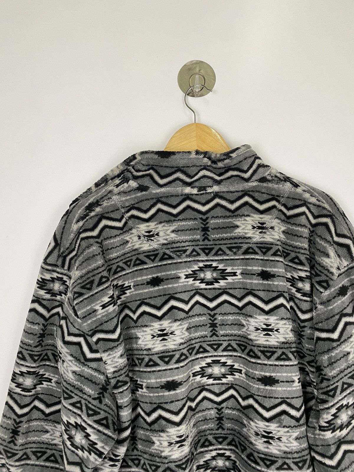 Vintage Vintage Fleece Jacket Navajo Style Size US XL / EU 56 / 4 - 4 Thumbnail