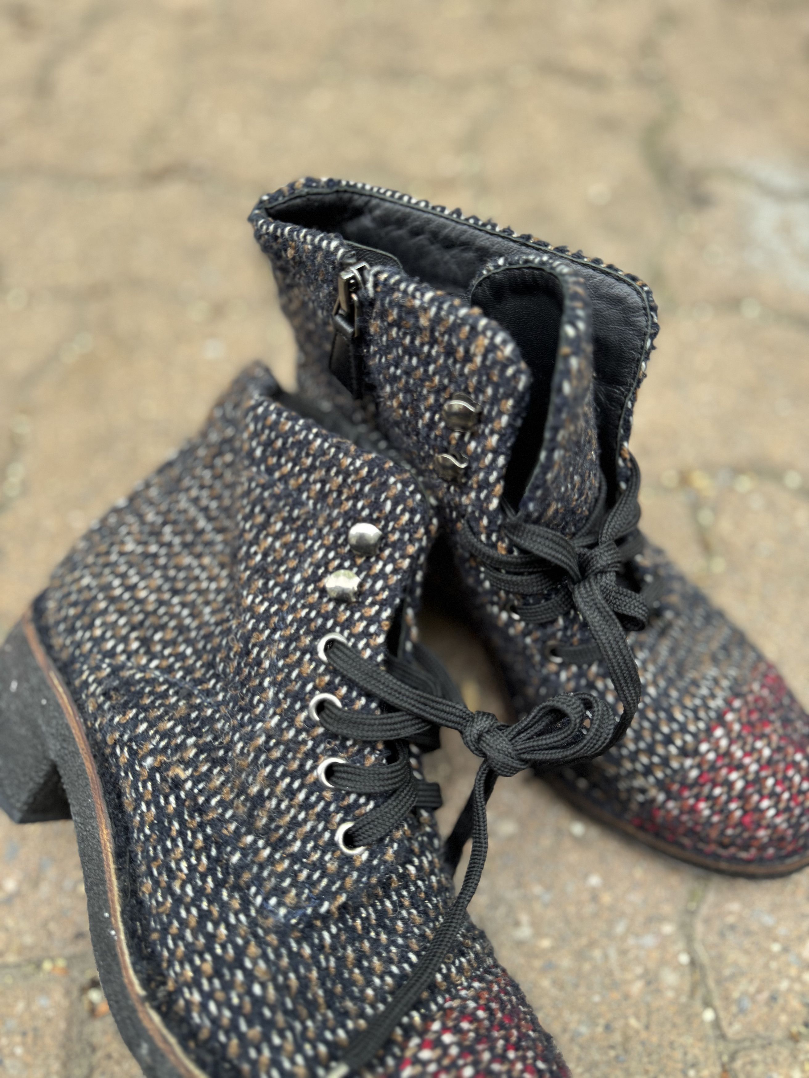 Chanel Chanel Tweed Boots Size US 8 / IT 38 - 4 Thumbnail
