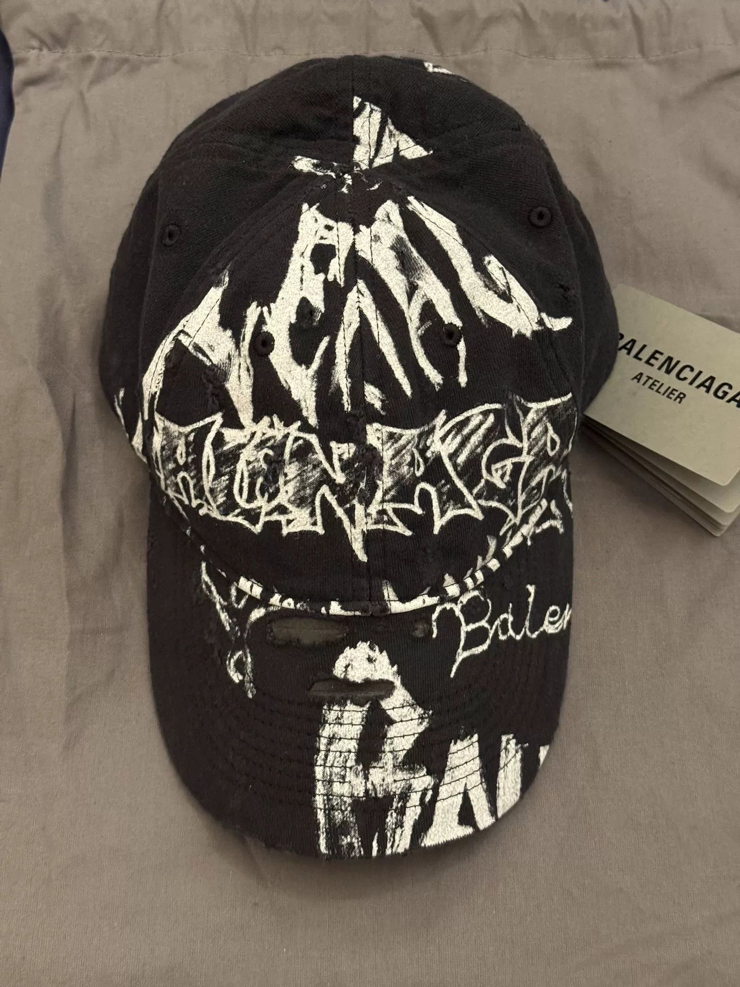 Balenciaga Balenciaga Atelier Graffiti Baseball Cap Size ONE SIZE - 1 Thumbnail