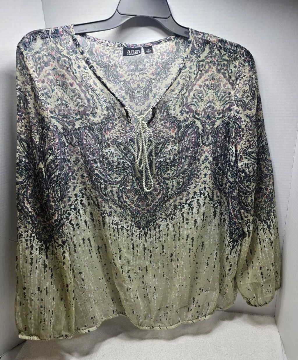 The Unbranded Brand Women's A.N.A. 1X Beige & Purple Paisley Blouse Size XL / US 12-14 / IT 48-50 - 1 Thumbnail