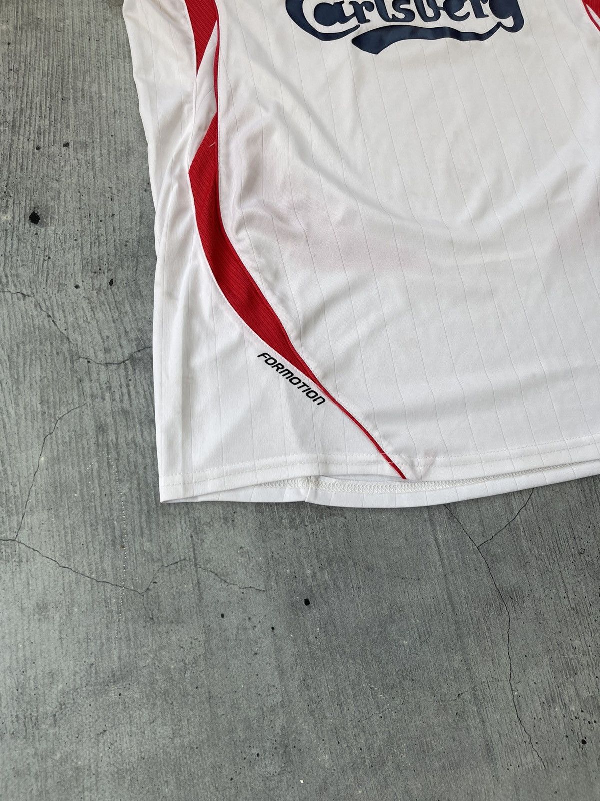 Adidas Vintage Adidas Liverpool Carlsberg tee jersey 90s y2k Size US M / EU 48-50 / 2 - 2 Thumbnail